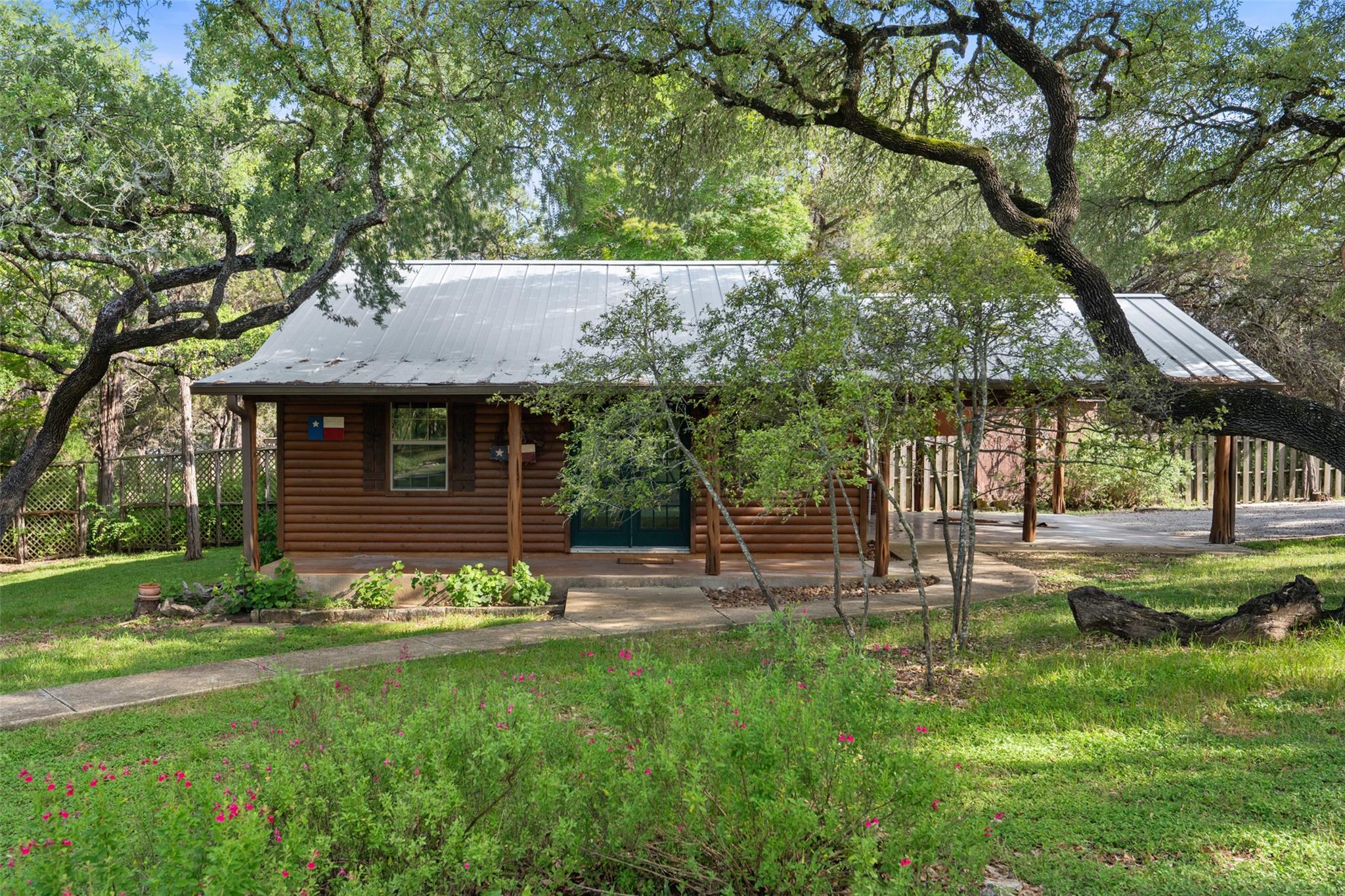 301 Wilson Creek CIR