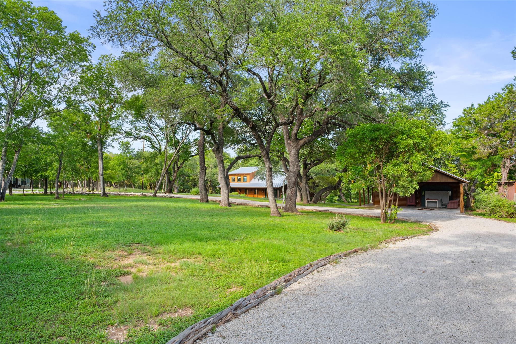 301 Wilson Creek CIR
