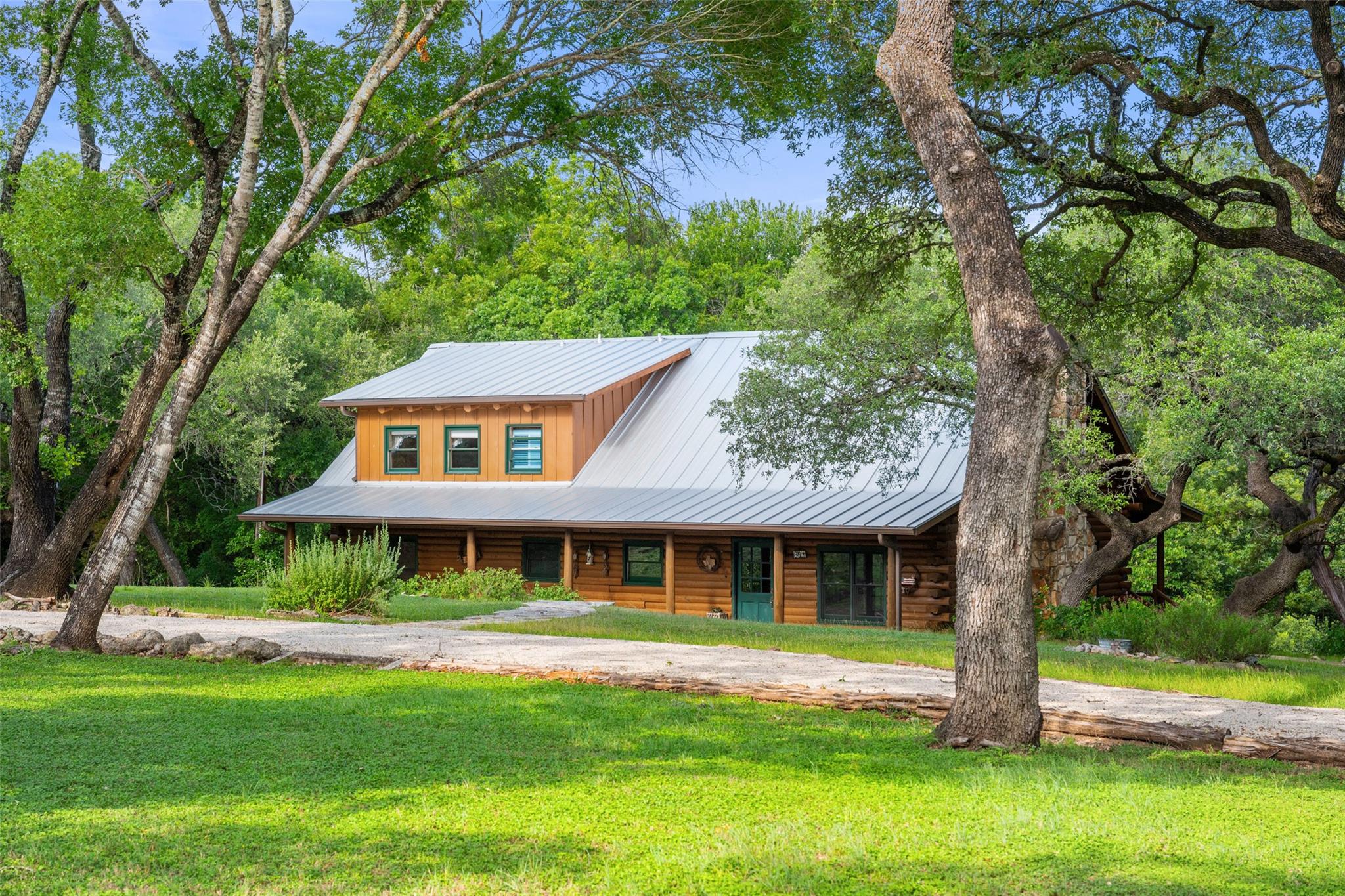 301 Wilson Creek CIR