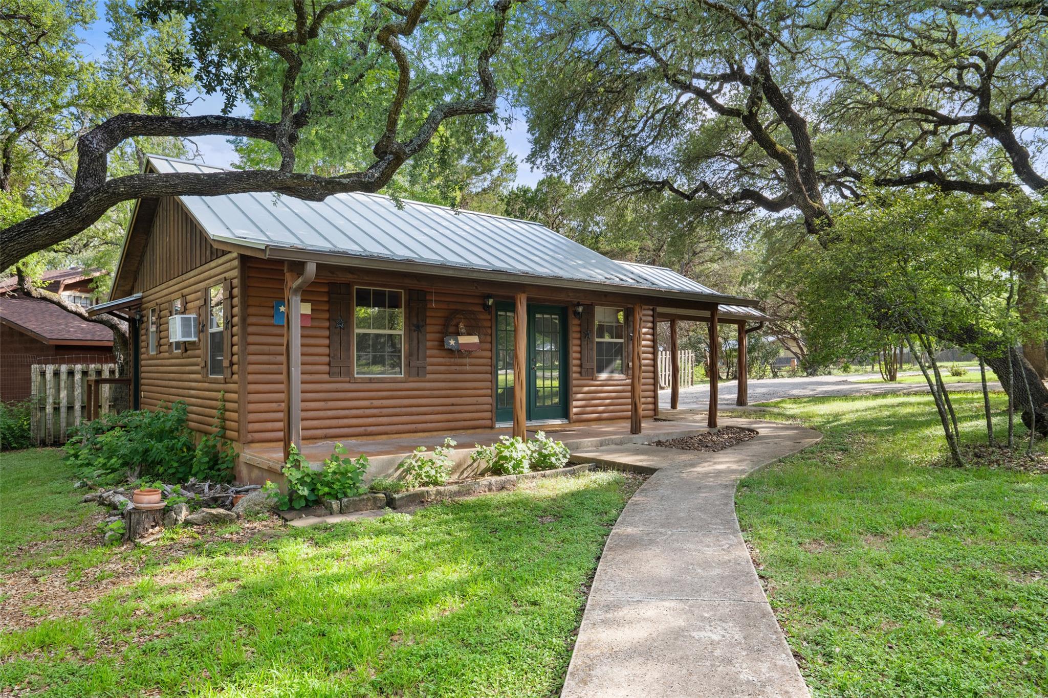 301 Wilson Creek CIR