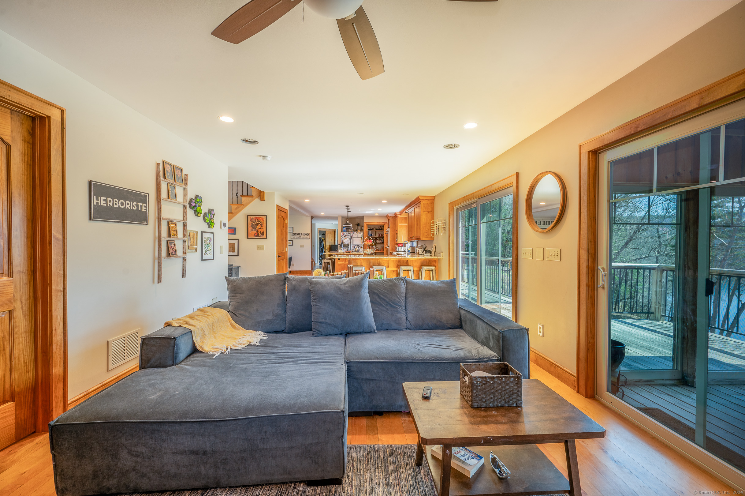 2R West Lakeview Drive