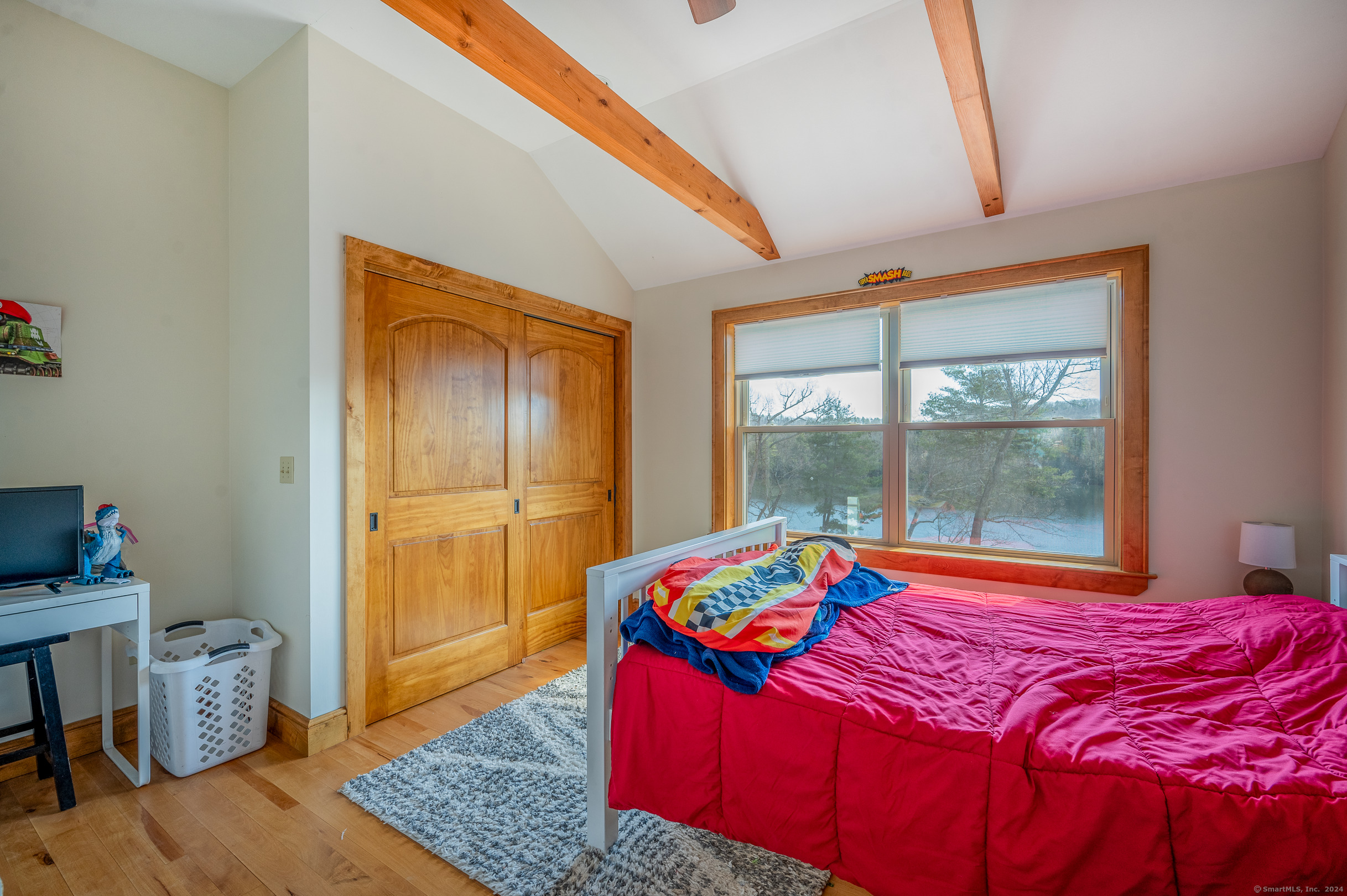 2R West Lakeview Drive