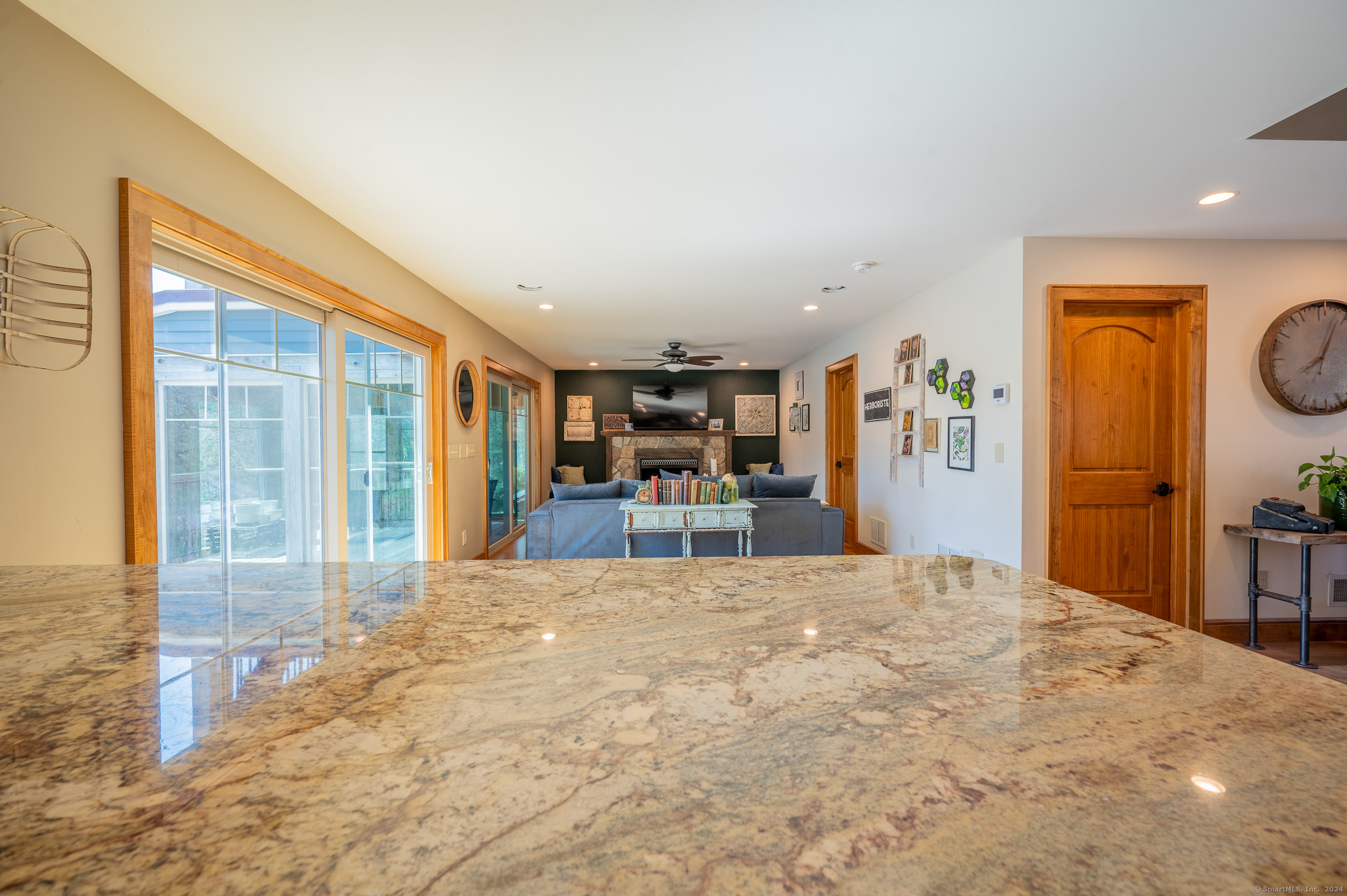 2R West Lakeview Drive