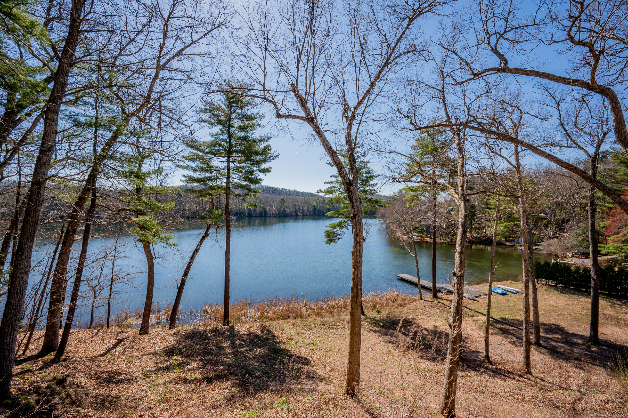2R West Lakeview Drive