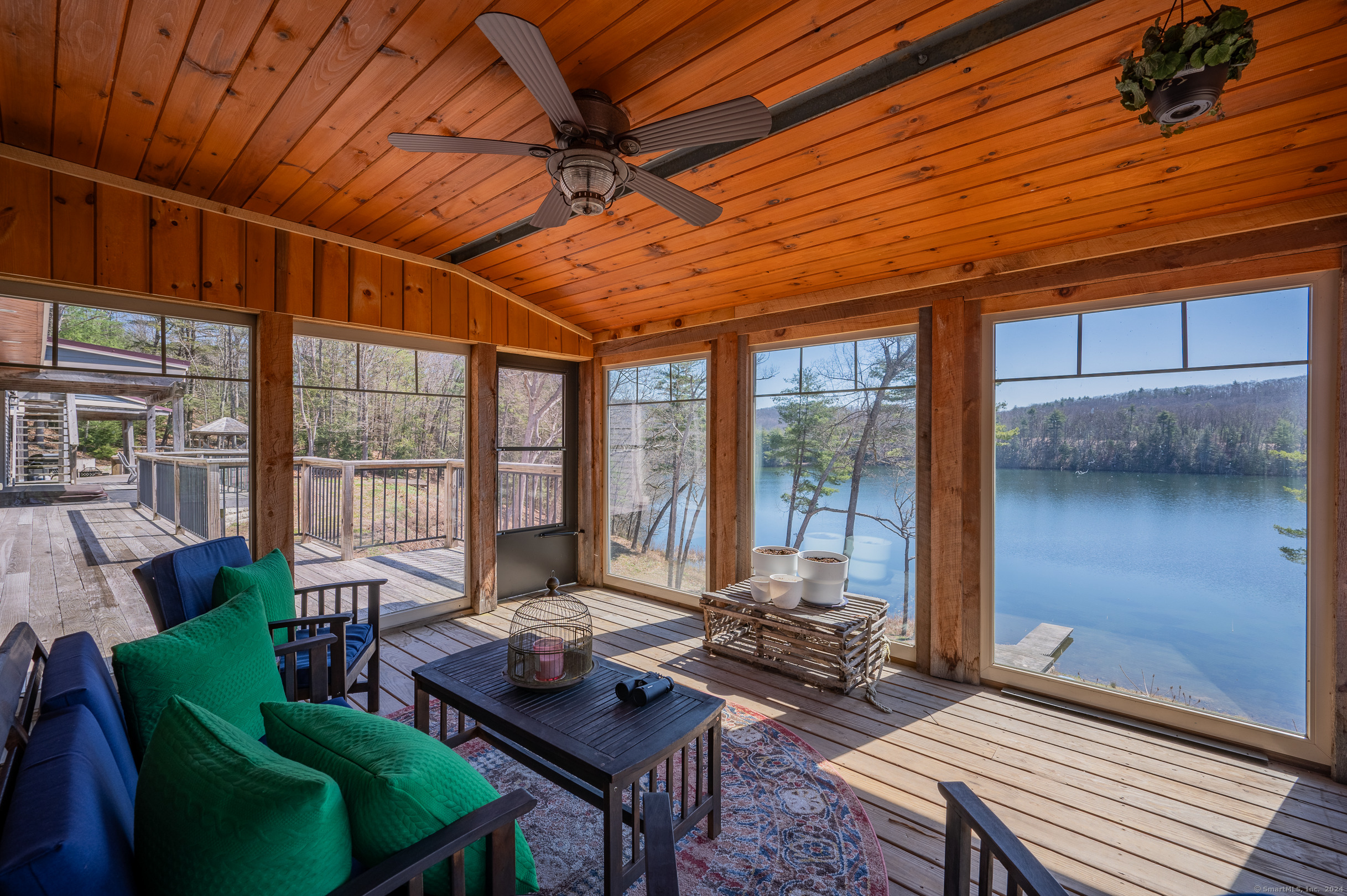 2R West Lakeview Drive