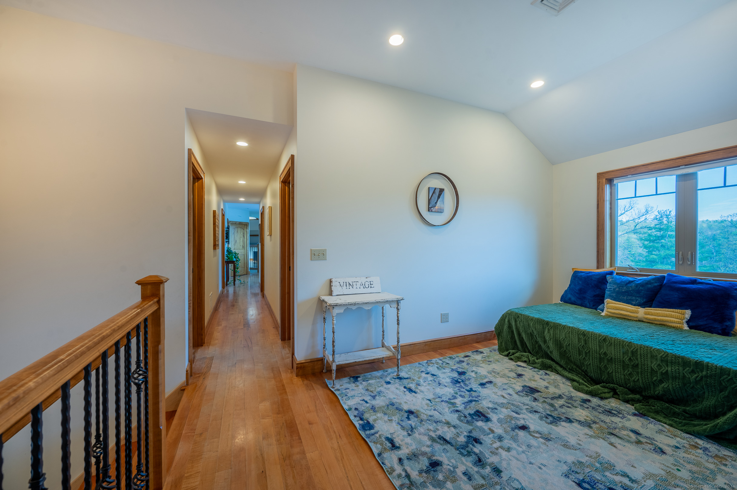 2R West Lakeview Drive