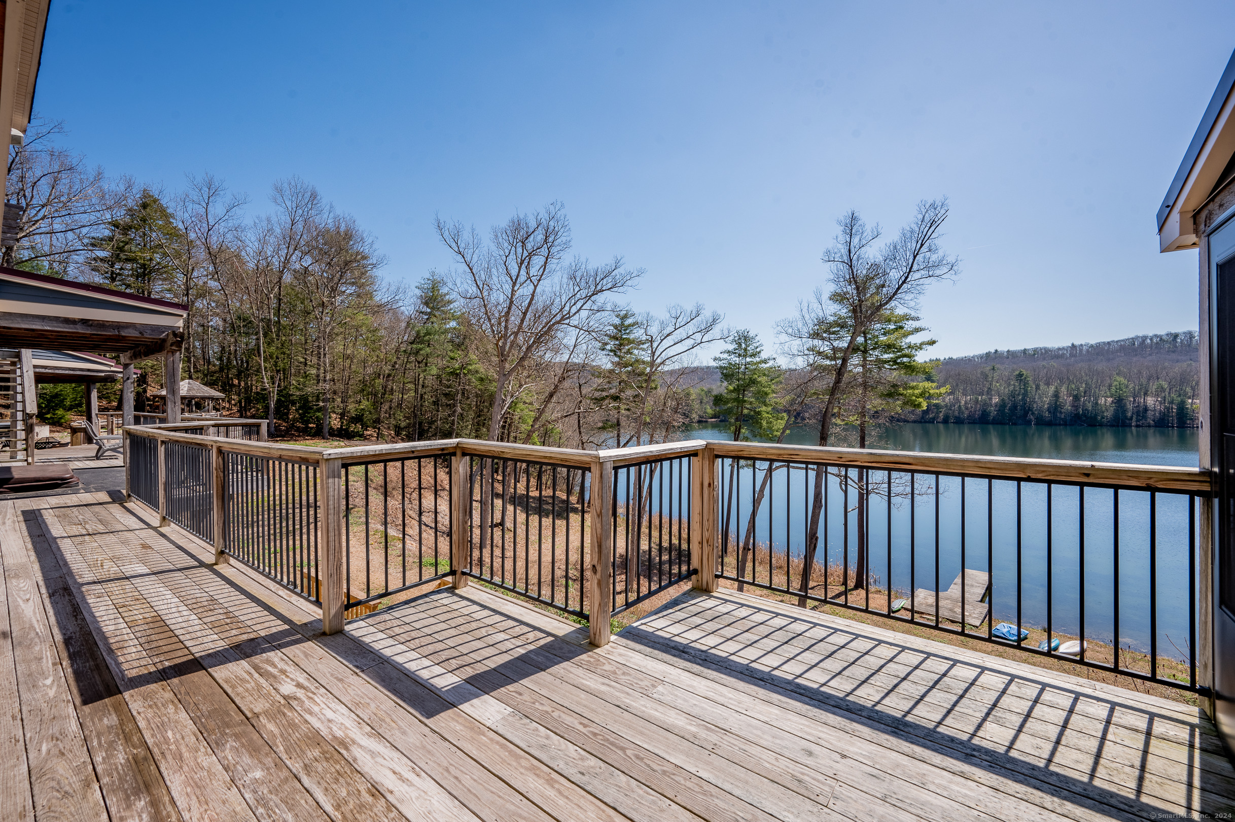 2R West Lakeview Drive