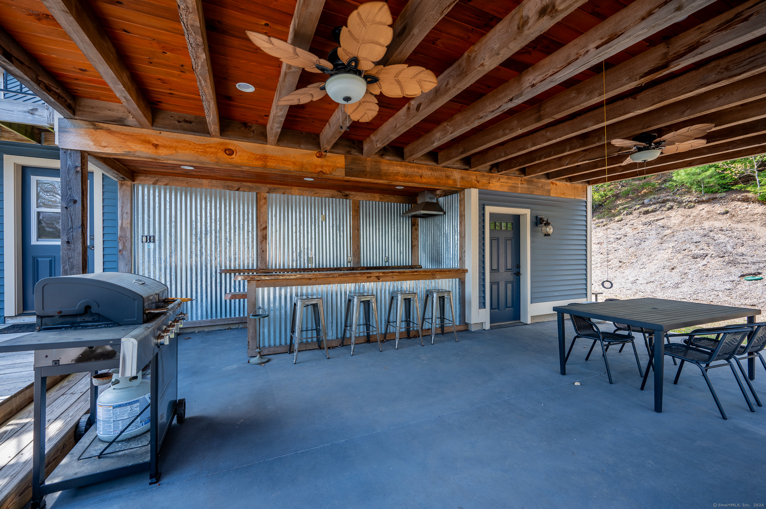 2R West Lakeview Drive