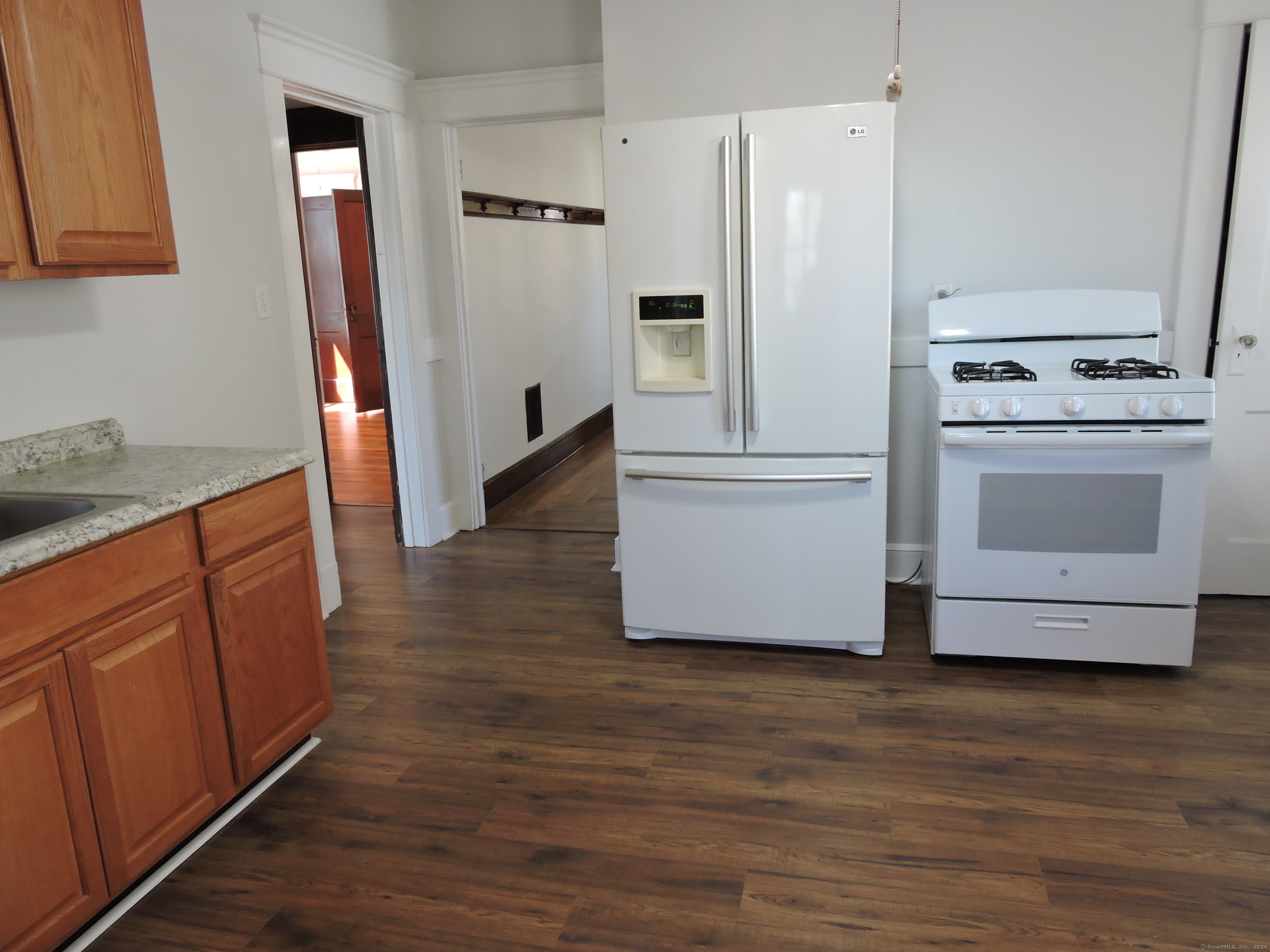 121 East Avenue