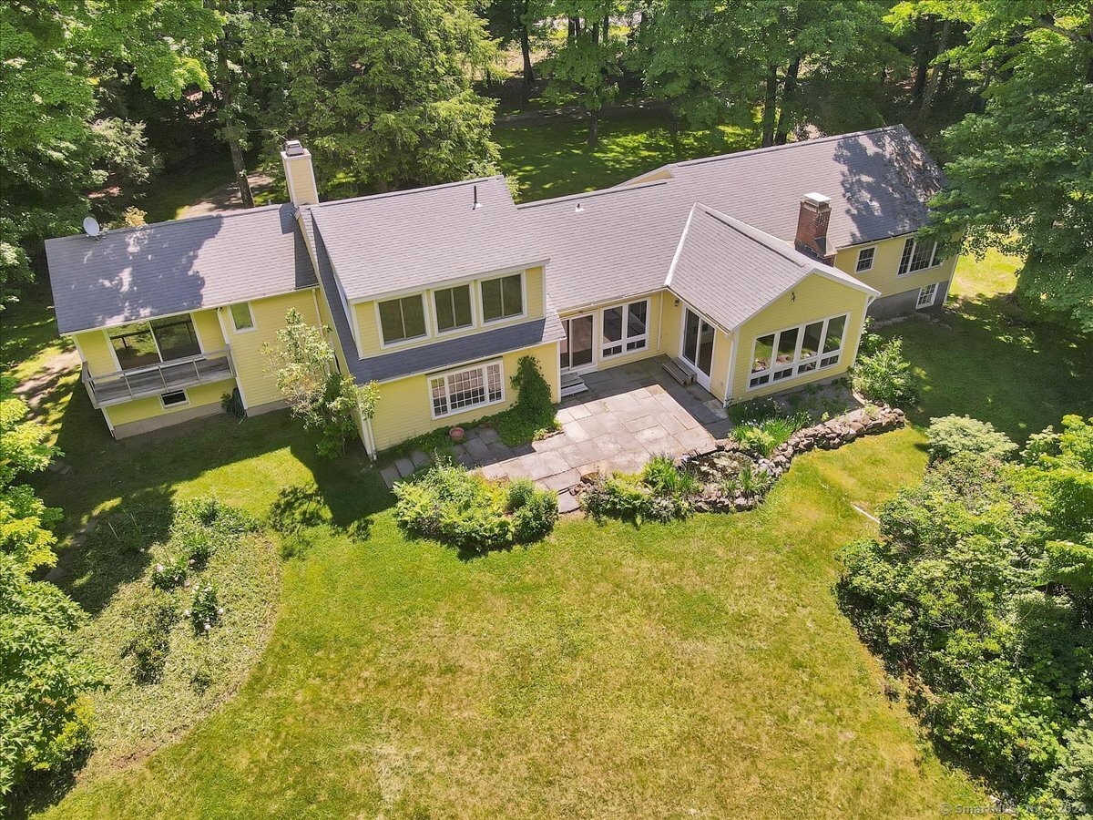 4 Hilltop Road