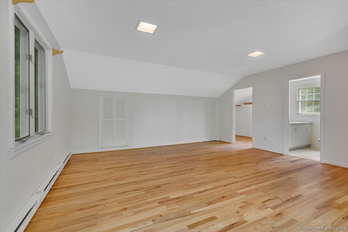 4 Hilltop Road