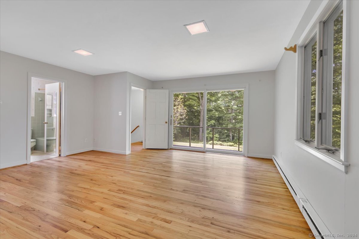 4 Hilltop Road