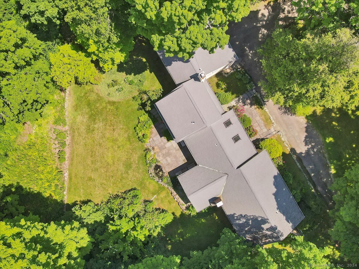 4 Hilltop Road