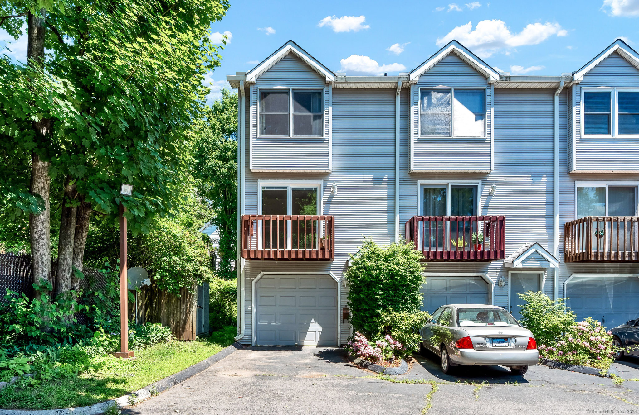 23 Smith Street 1B