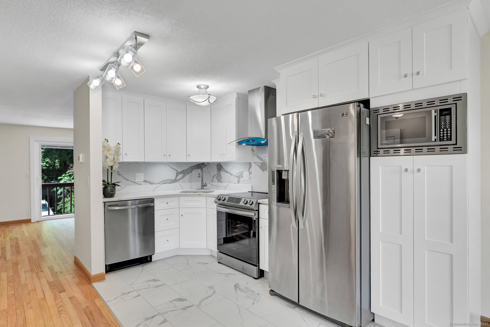 23 Smith Street 1B