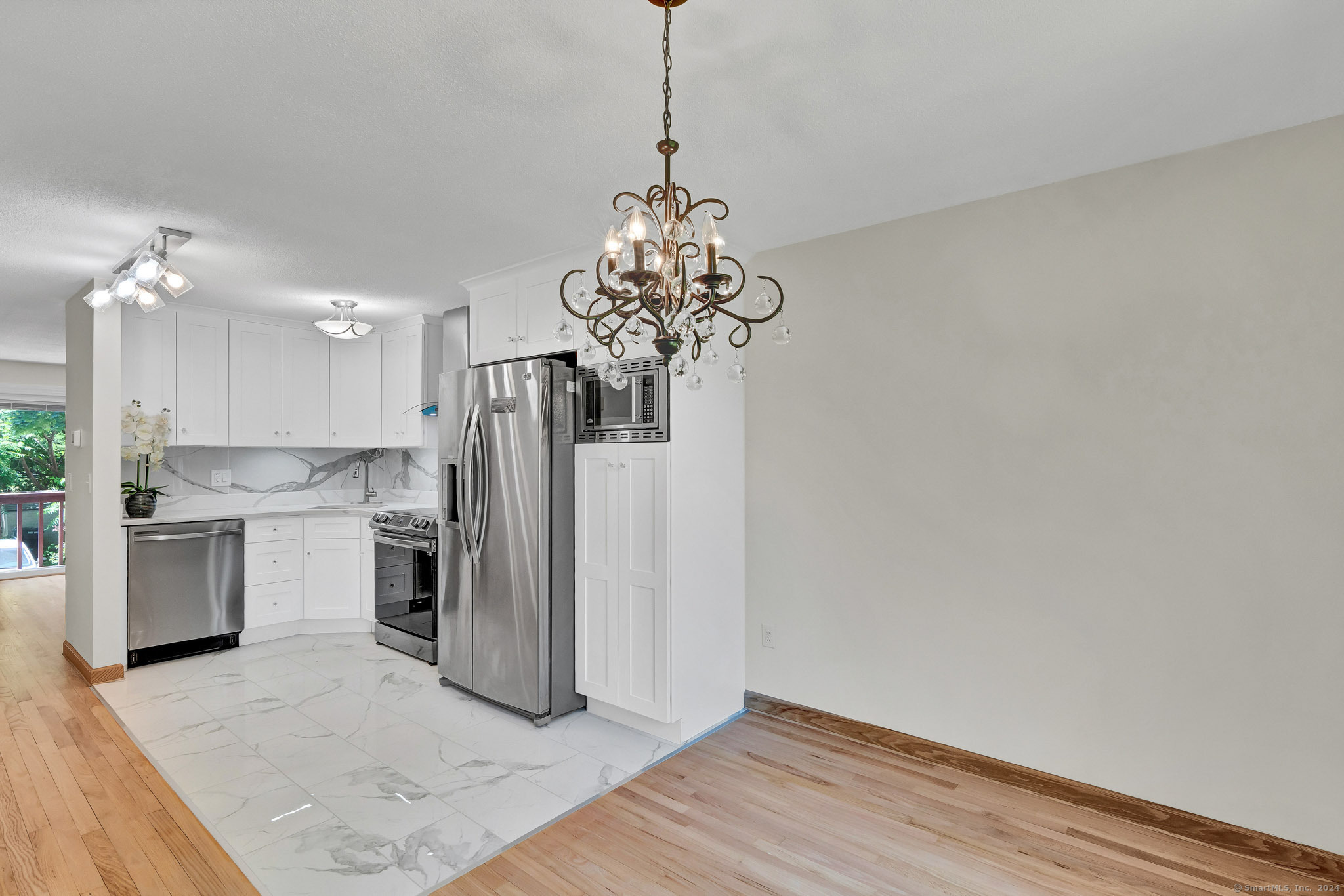 23 Smith Street 1B