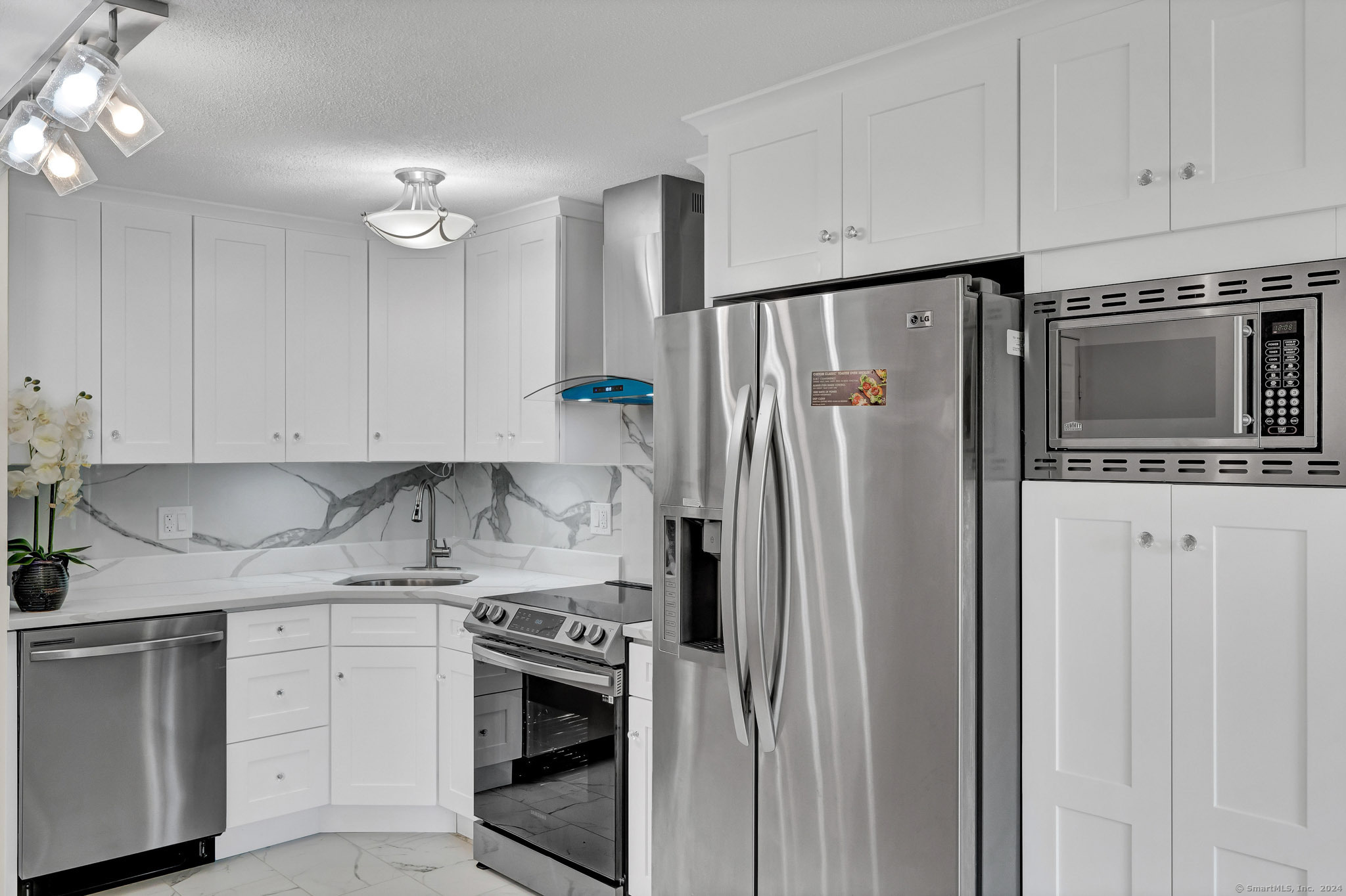 23 Smith Street 1B