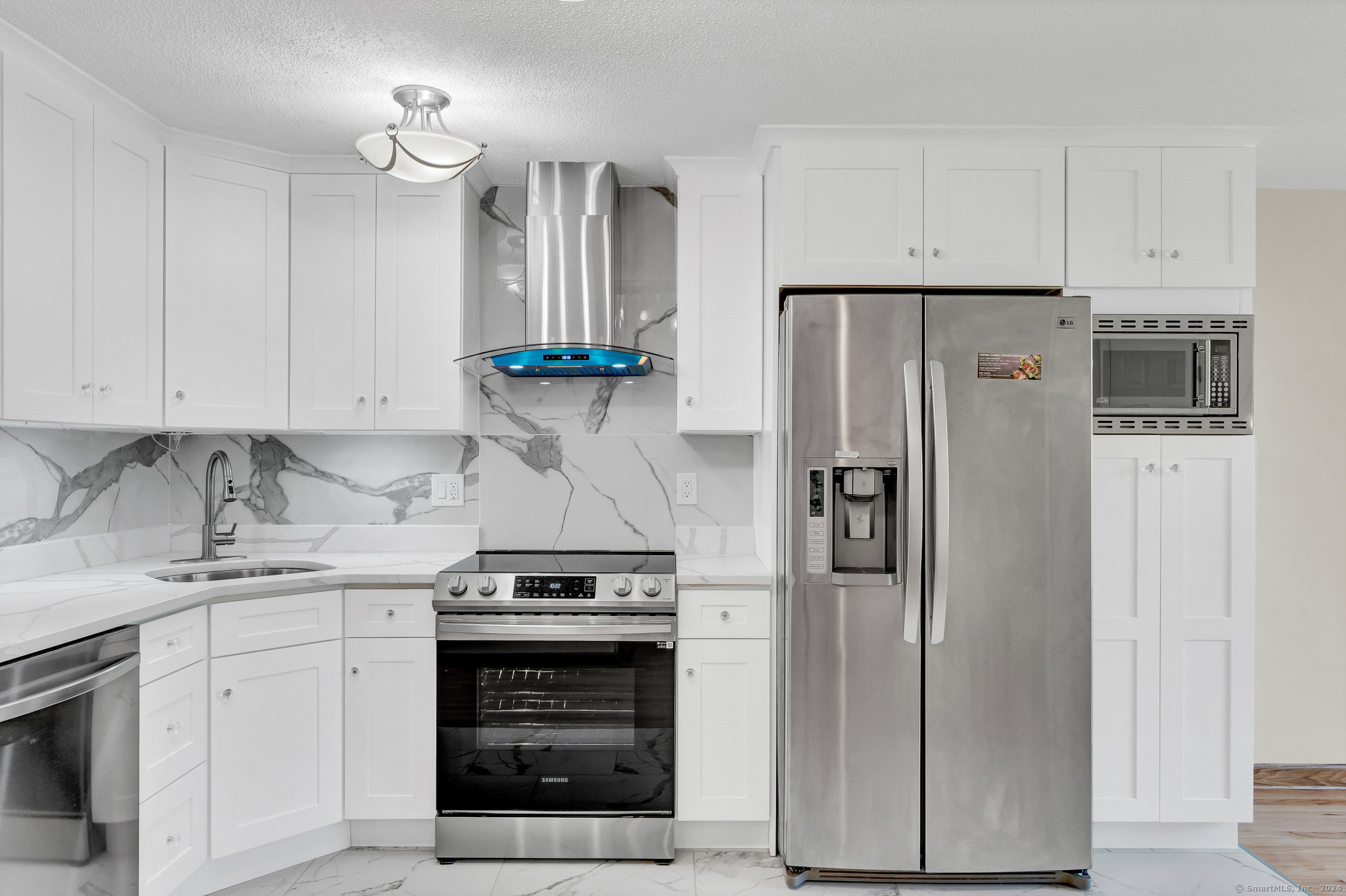 23 Smith Street 1B
