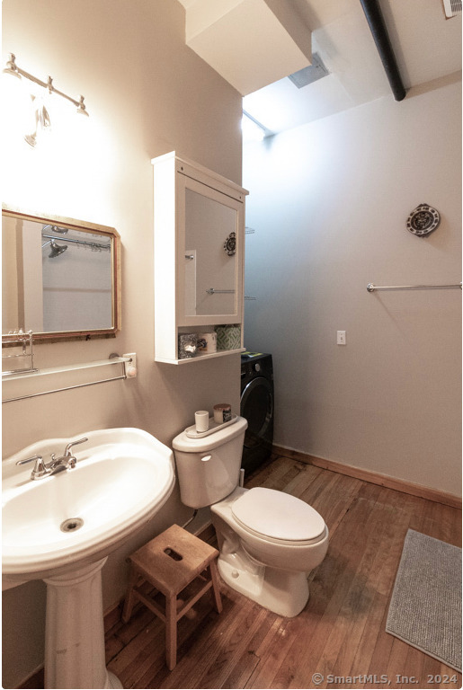 325 Lafayette Street 3202
