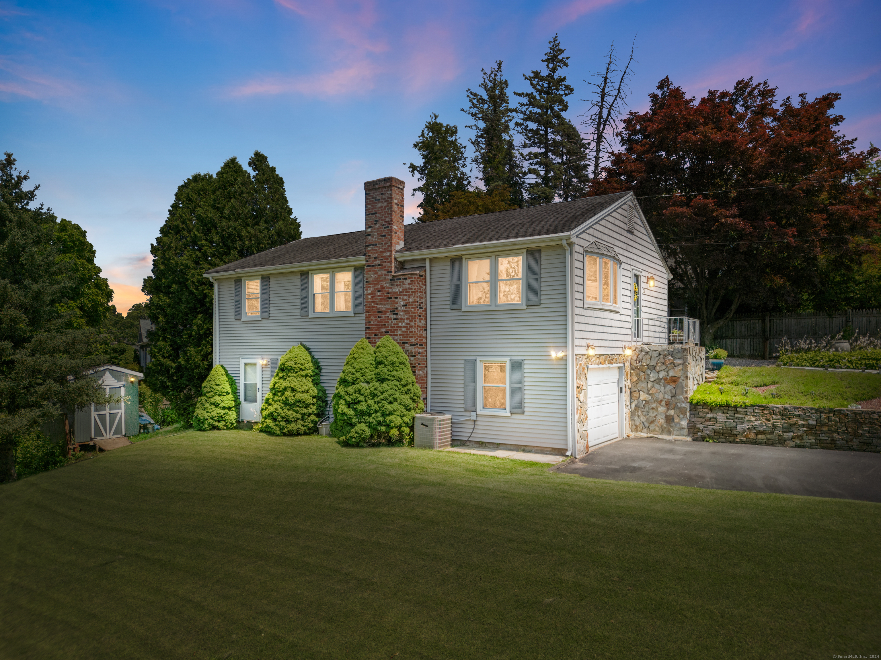 252 John Street
