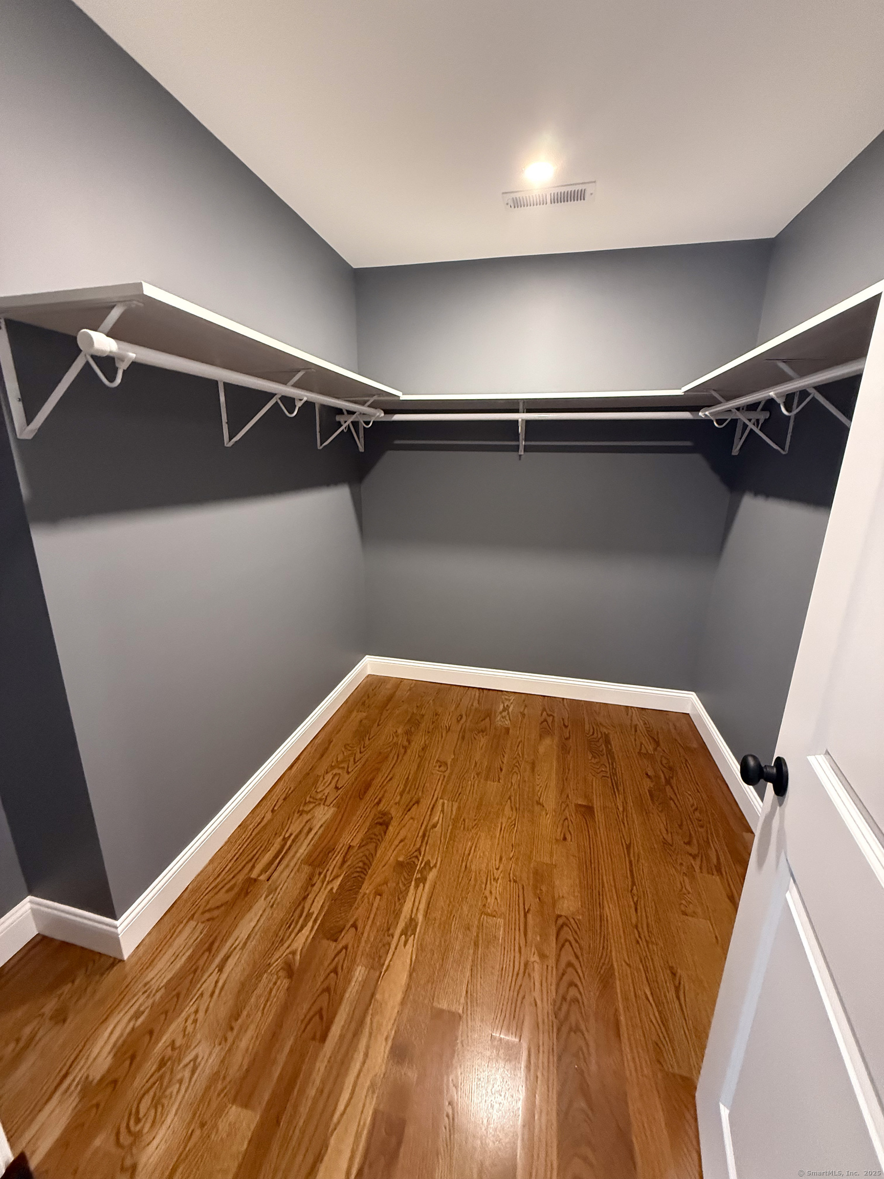 30 Oaklawn Drive