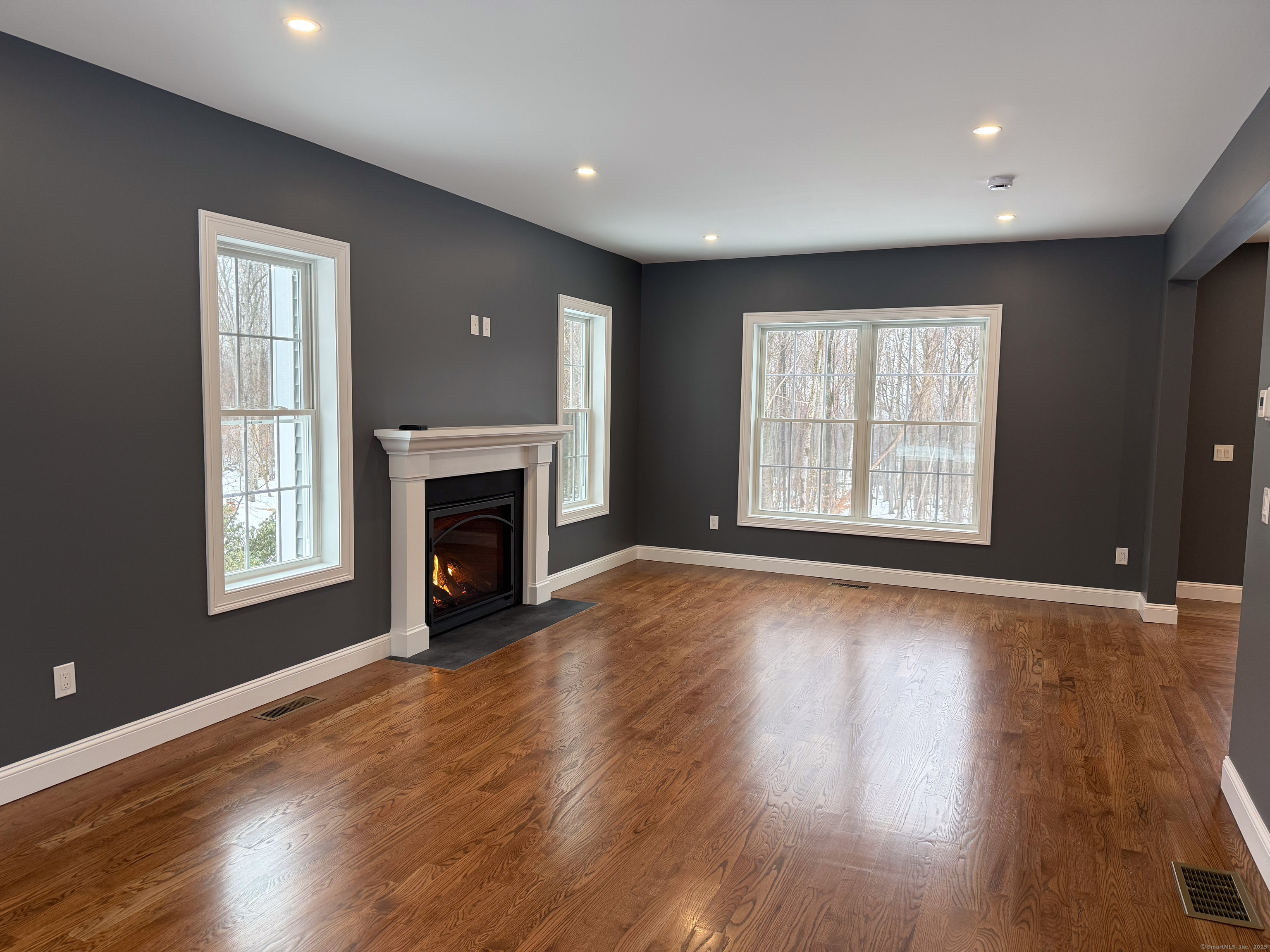 30 Oaklawn Drive