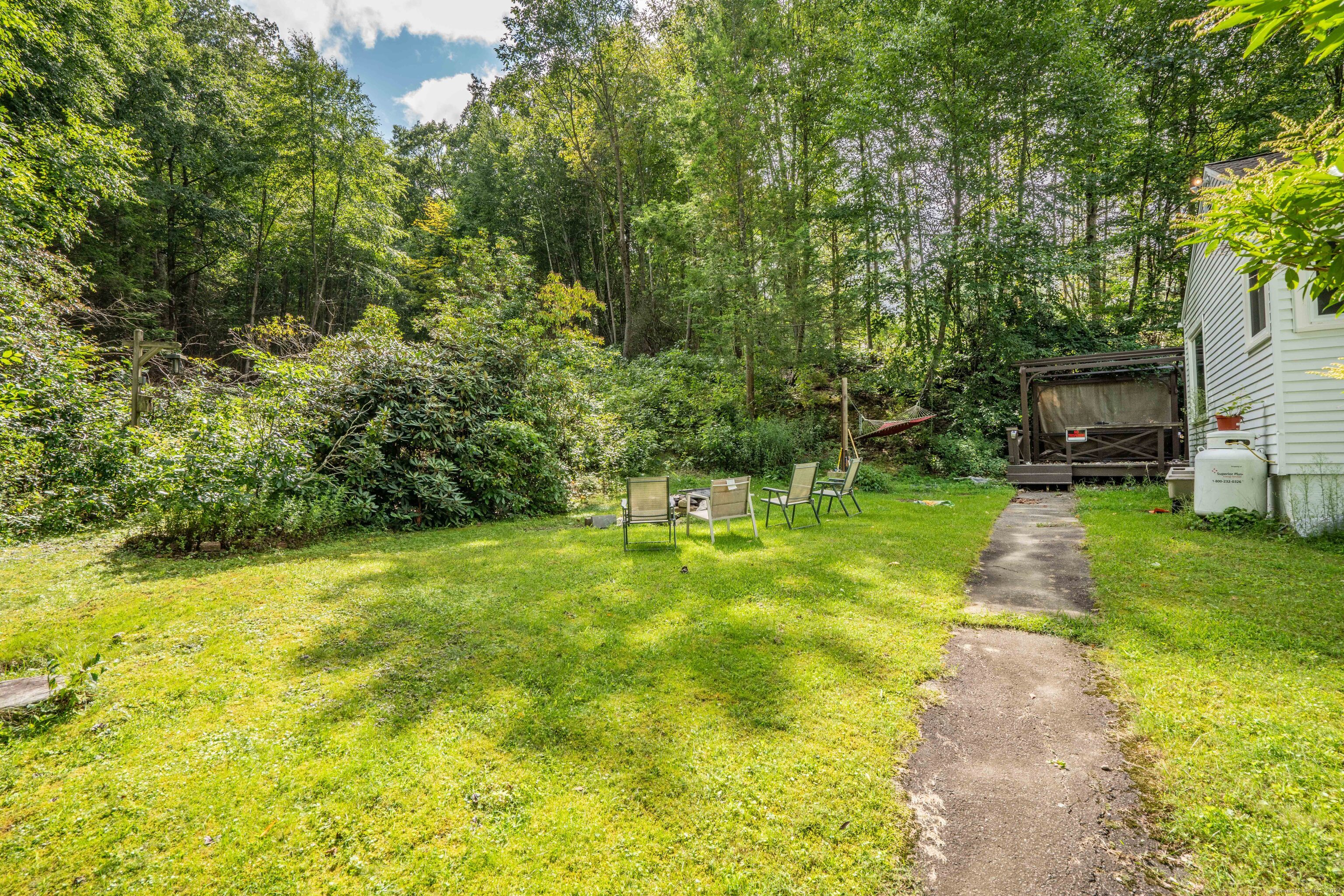 31 Birdsview Avenue