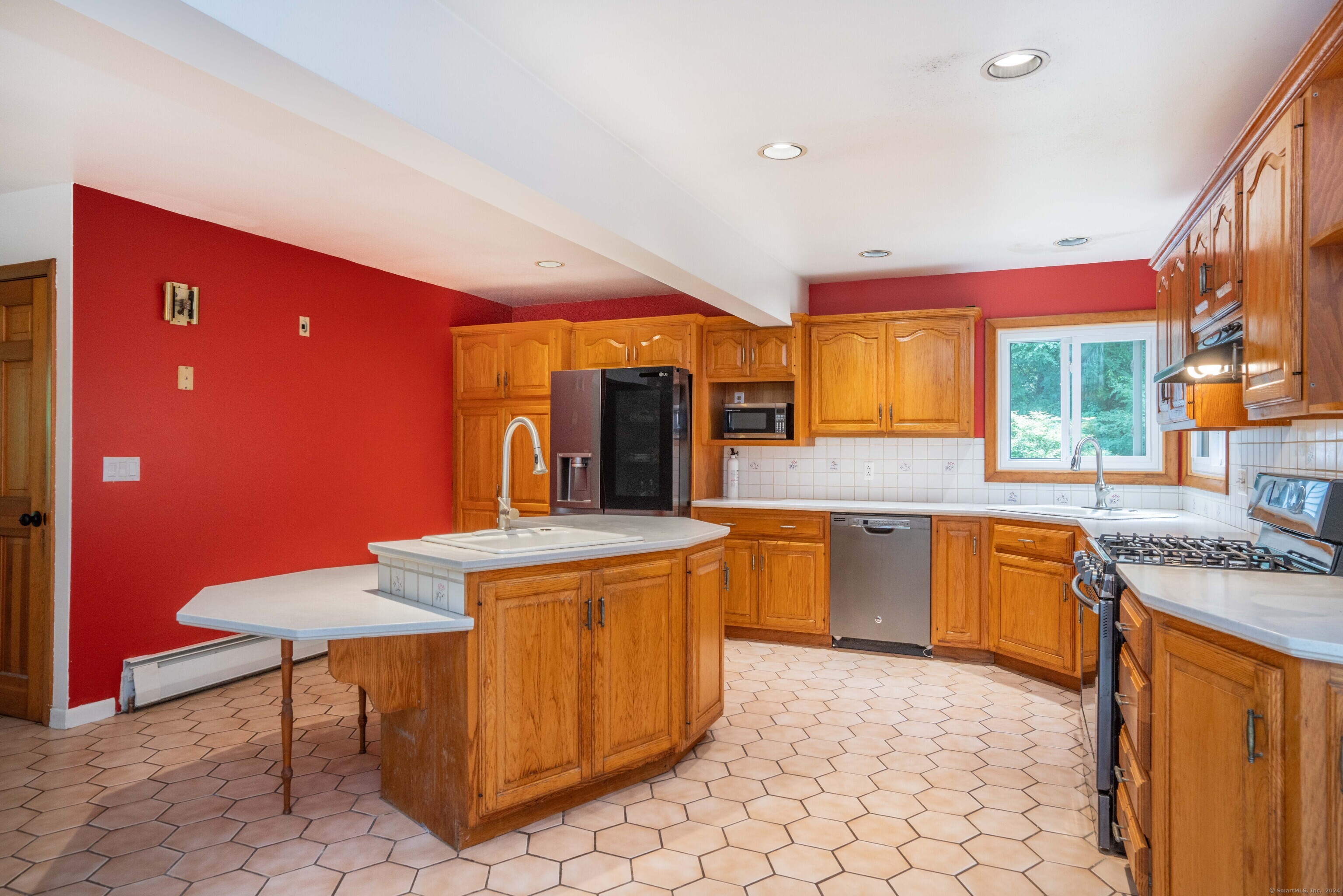 31 Birdsview Avenue