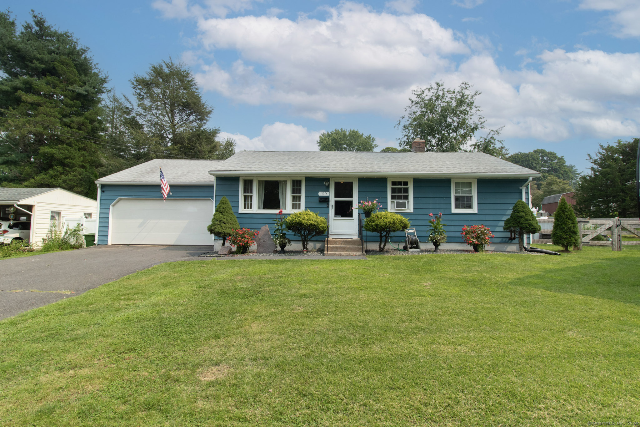 119 Middlesex Avenue Extension