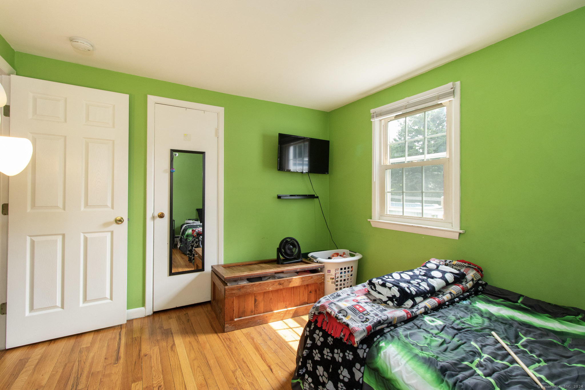 119 Middlesex Avenue Extension
