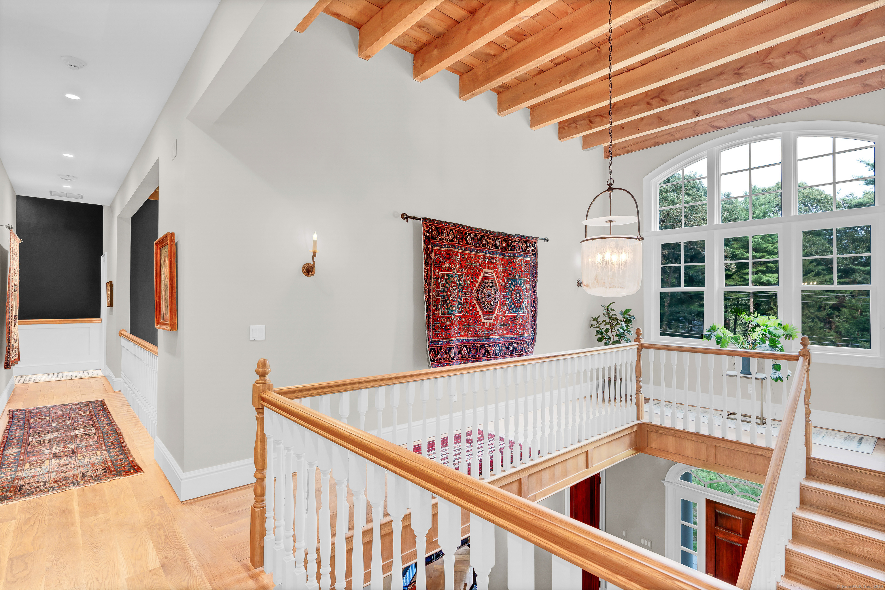 545 Deercliff Road