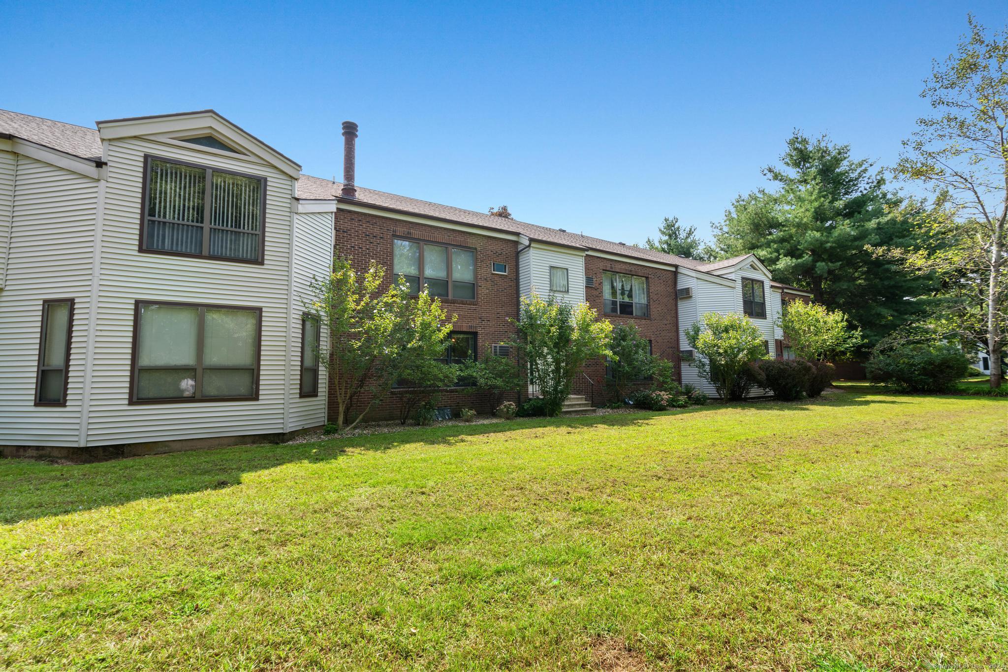 85 Wellington Drive 85