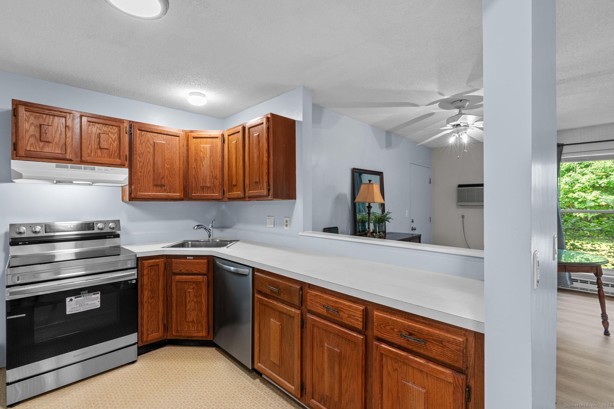 85 Wellington Drive 85