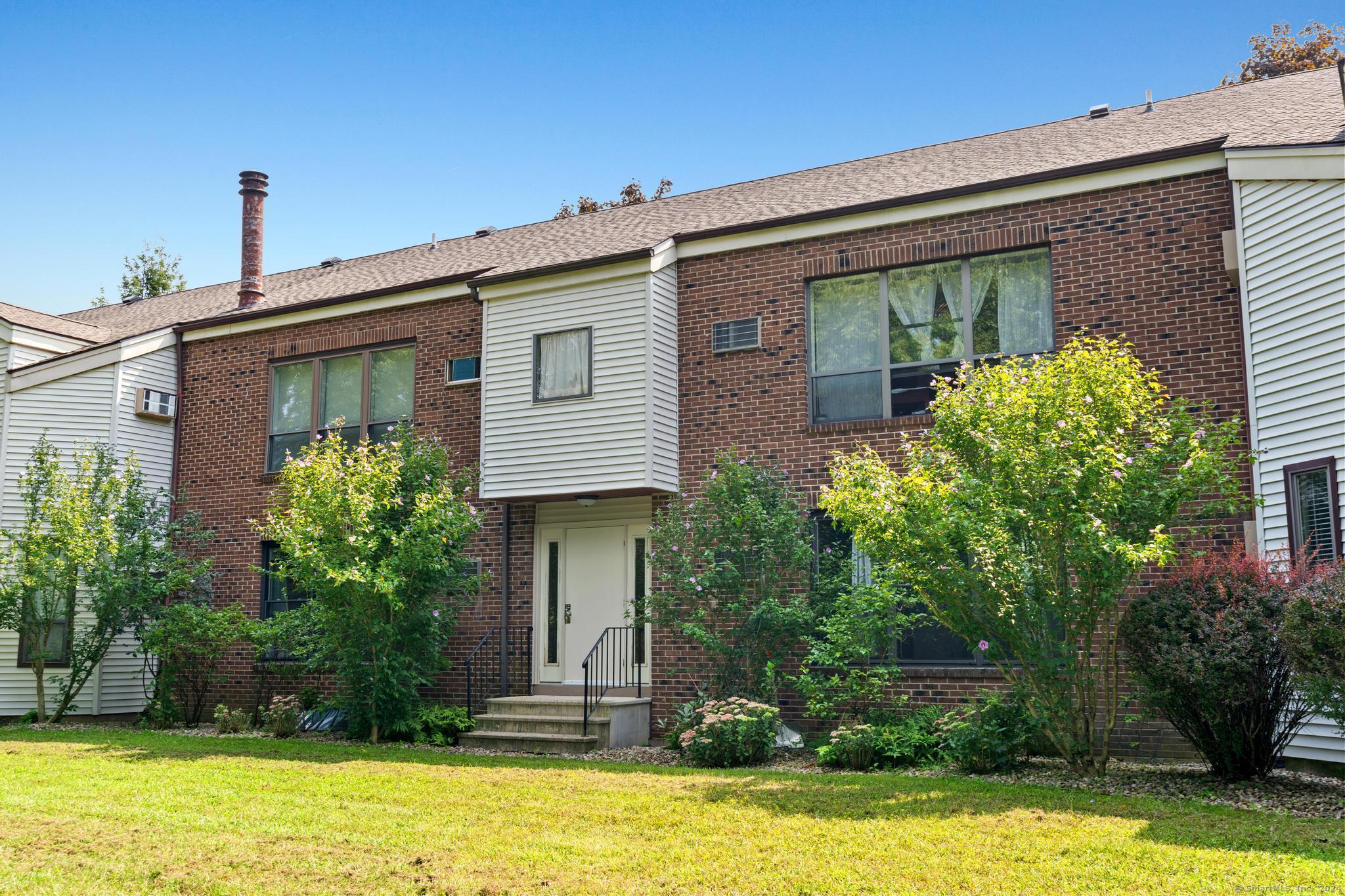 85 Wellington Drive 85