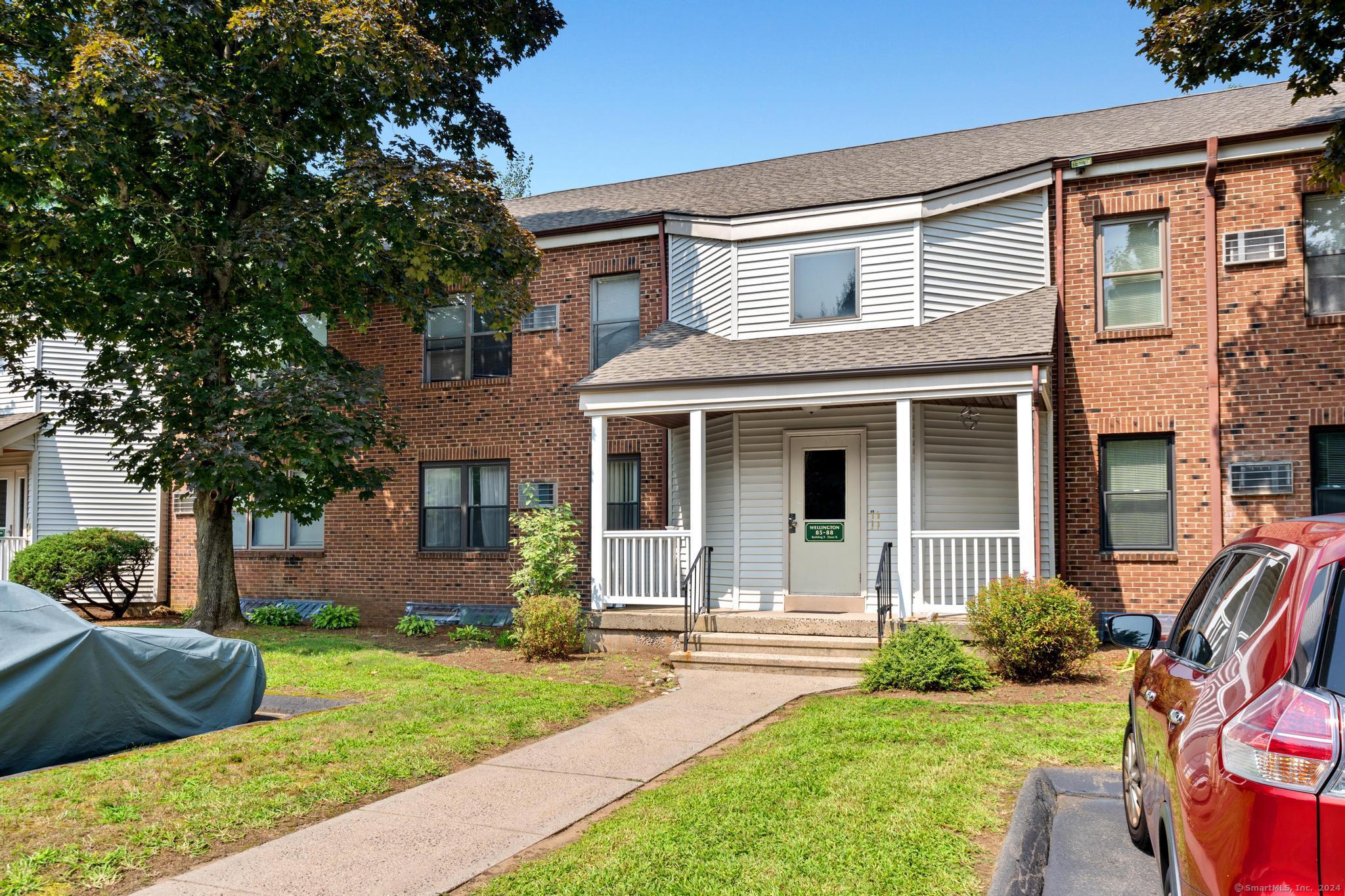 85 Wellington Drive 85