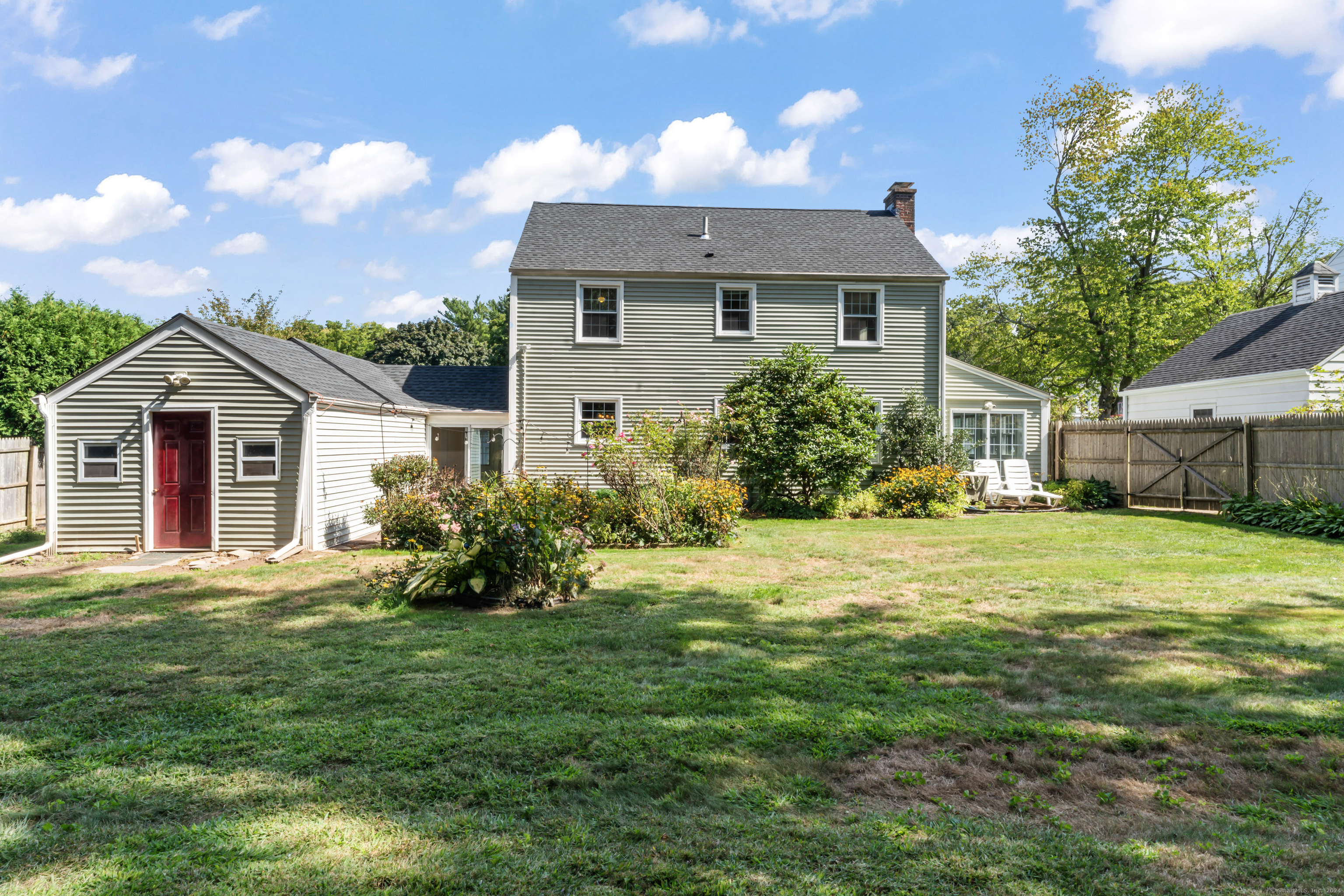 105 Plymouth Lane