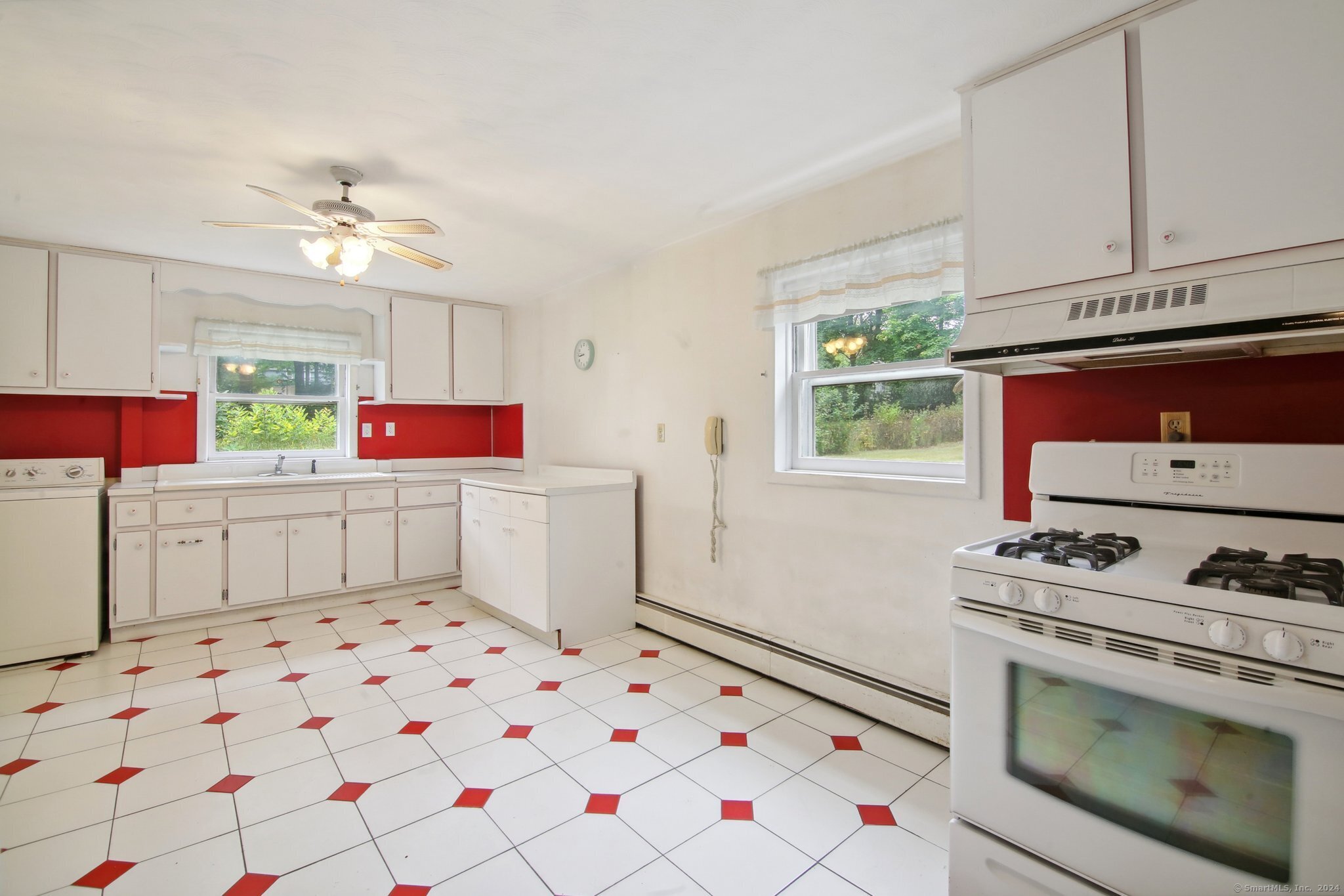 220 Mountain Road