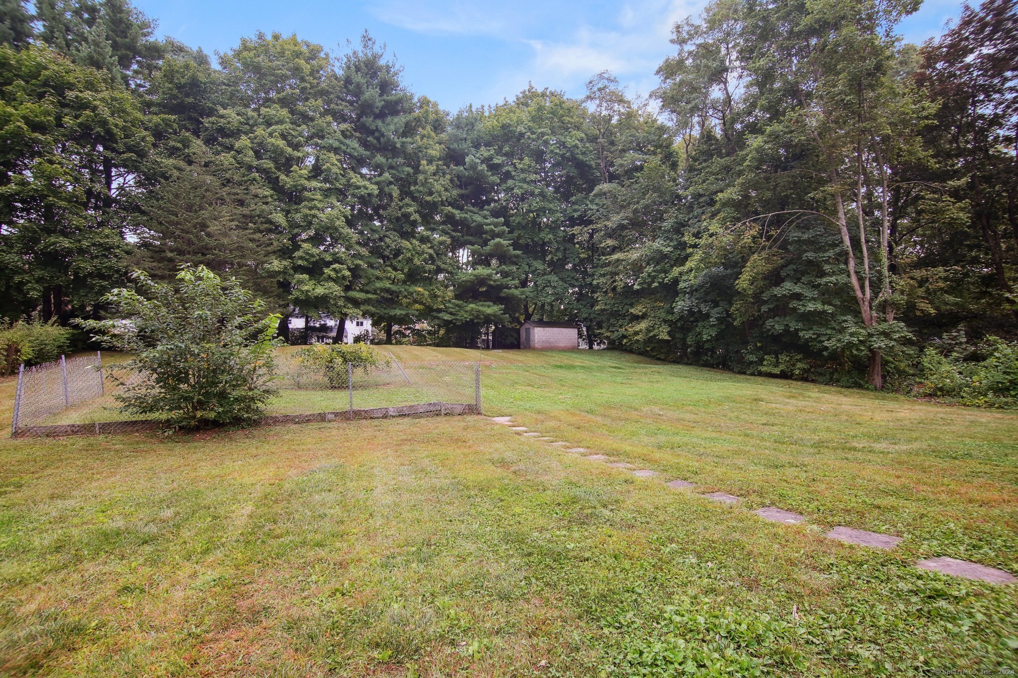220 Mountain Road