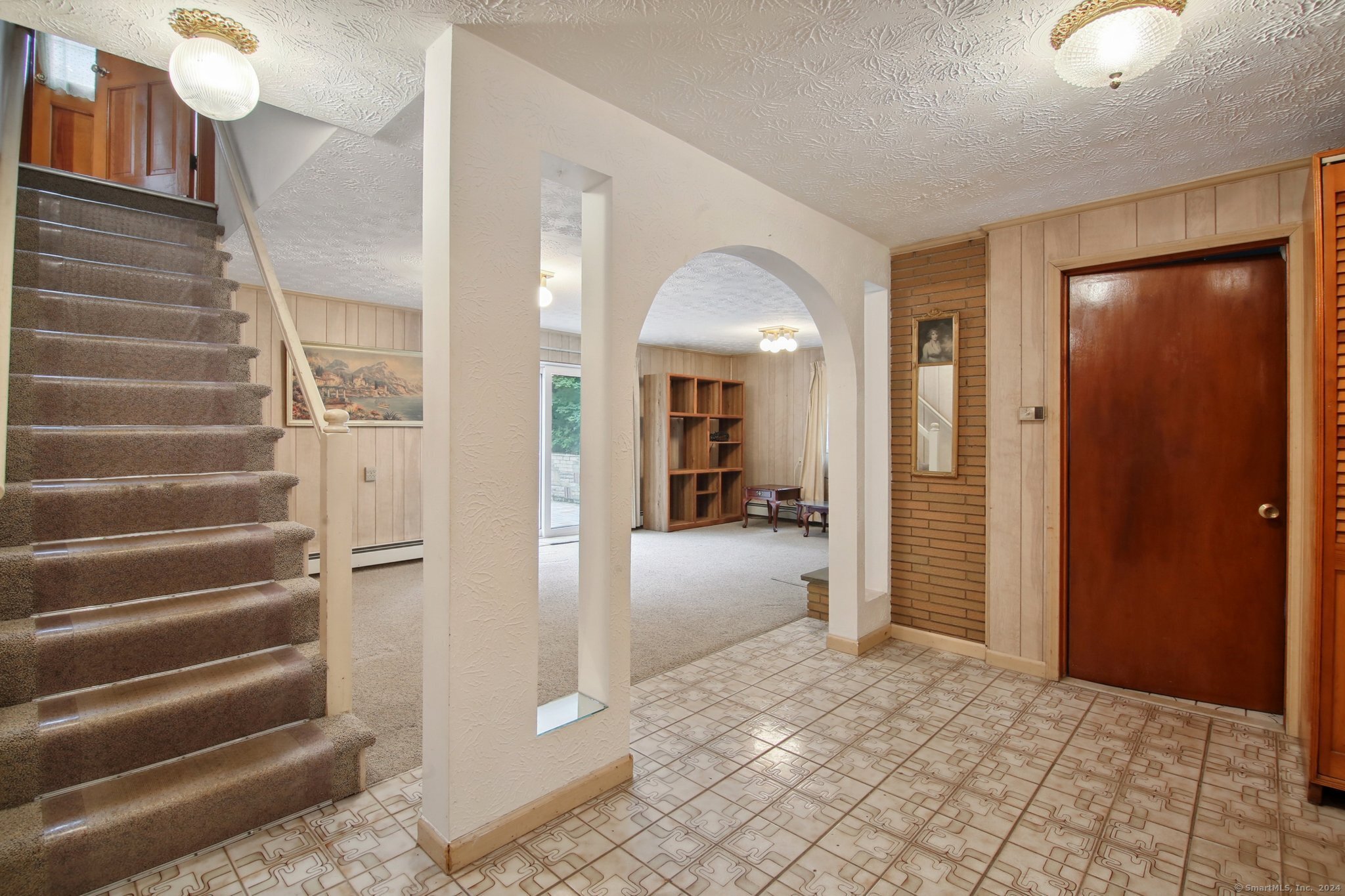 220 Mountain Road