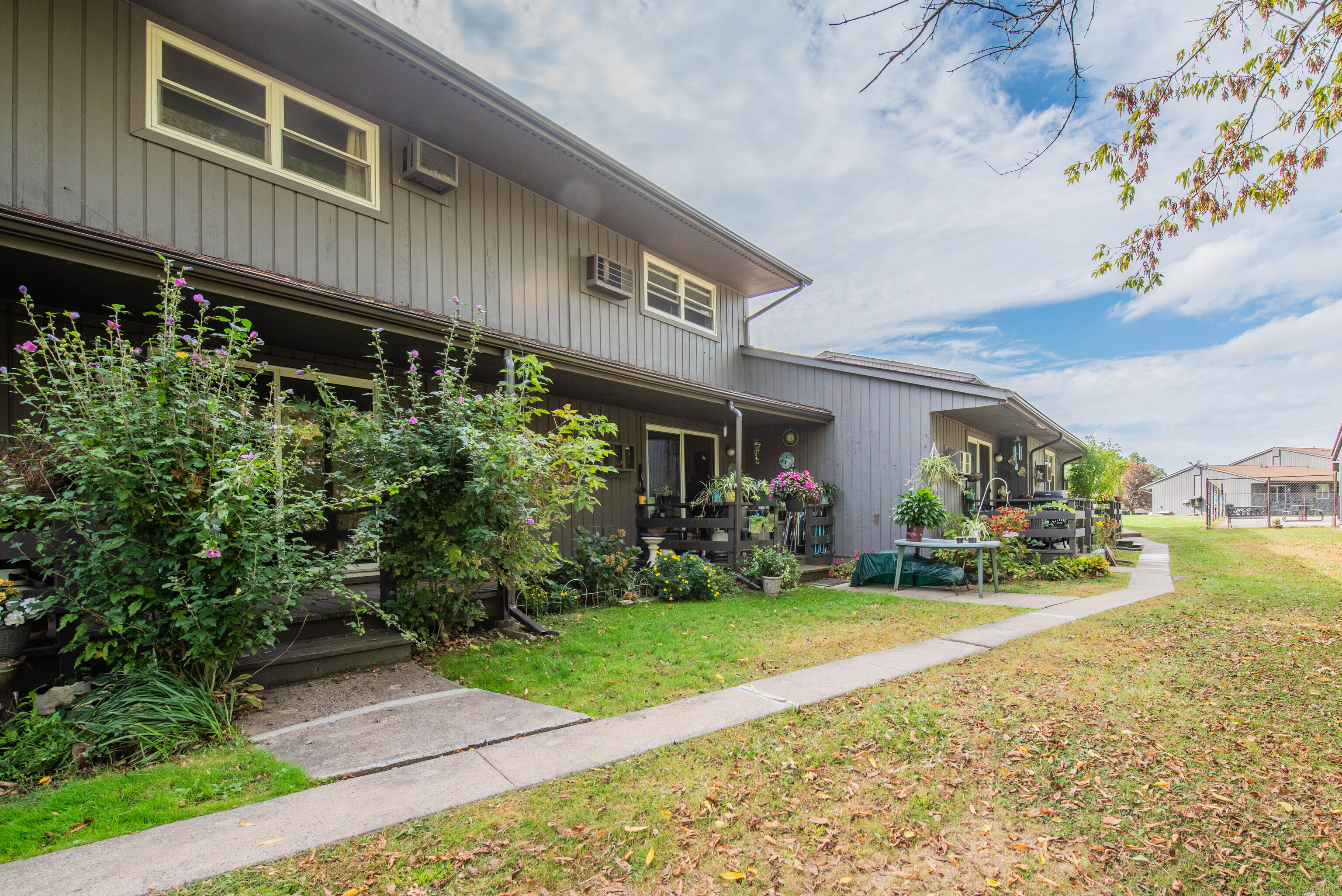228 Williamstown Court 228