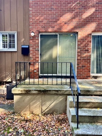 432 Middle Turnpike West APT 109