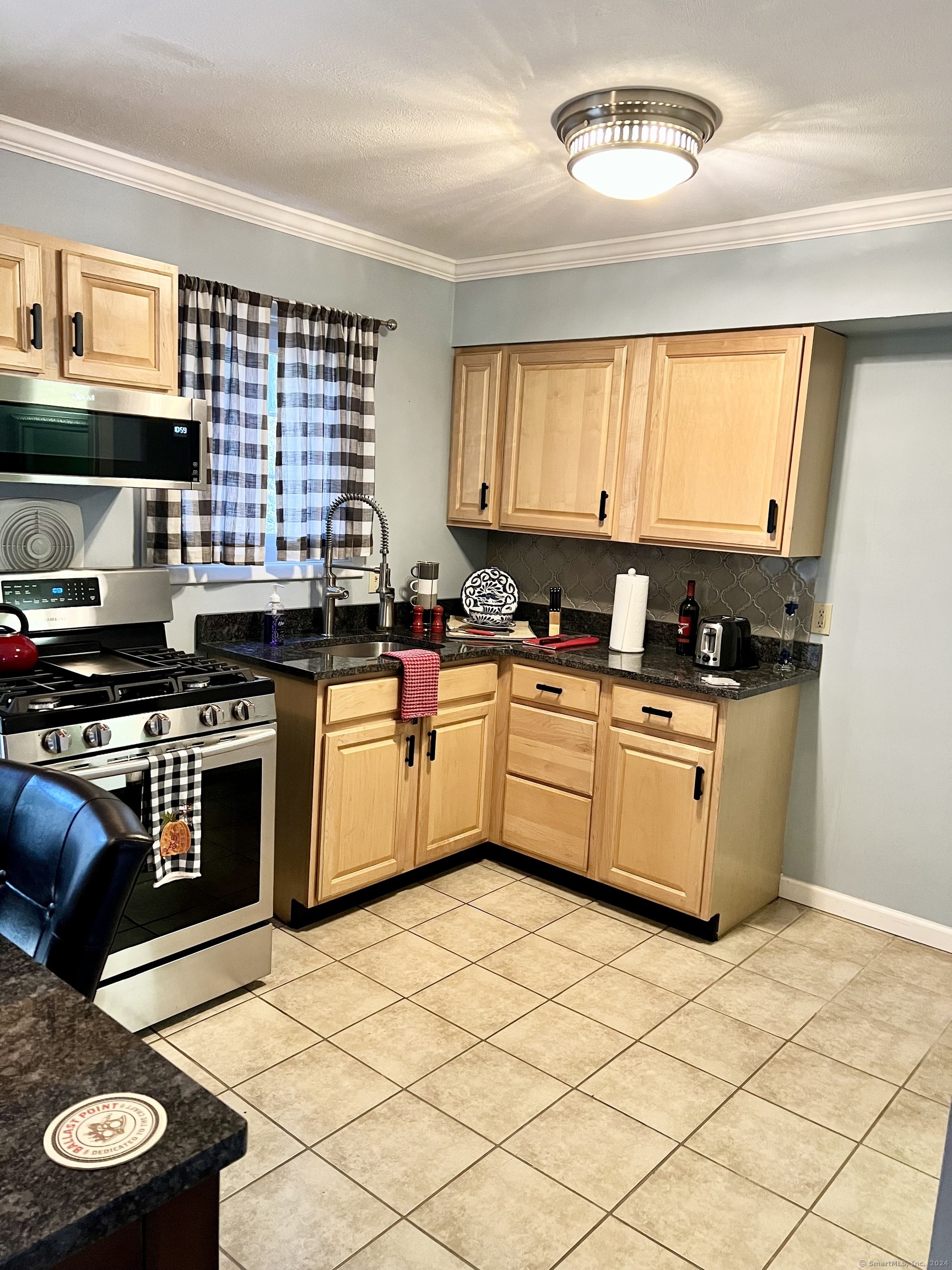 432 Middle Turnpike West APT 109