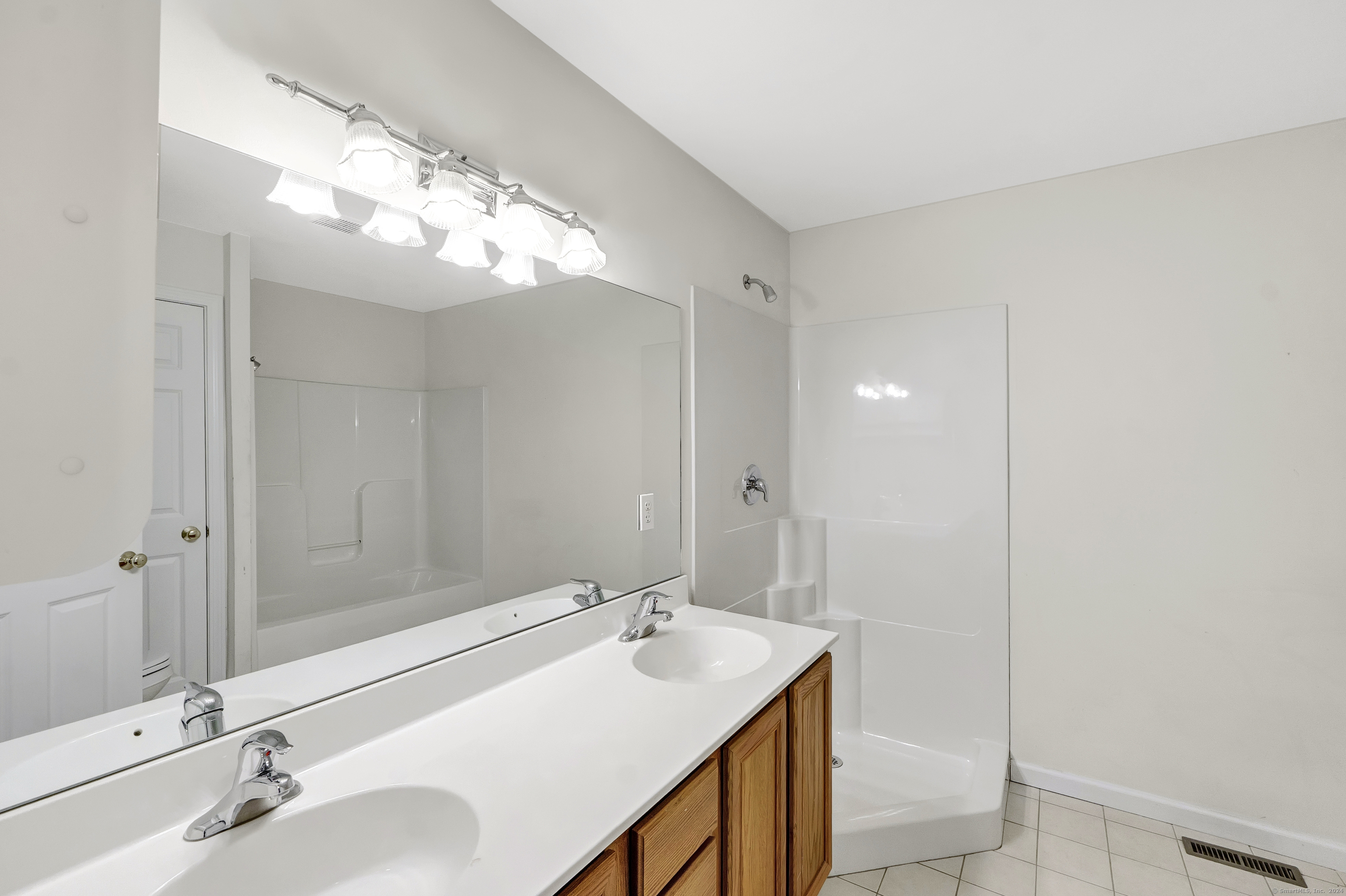 244 Oakland Street APT C