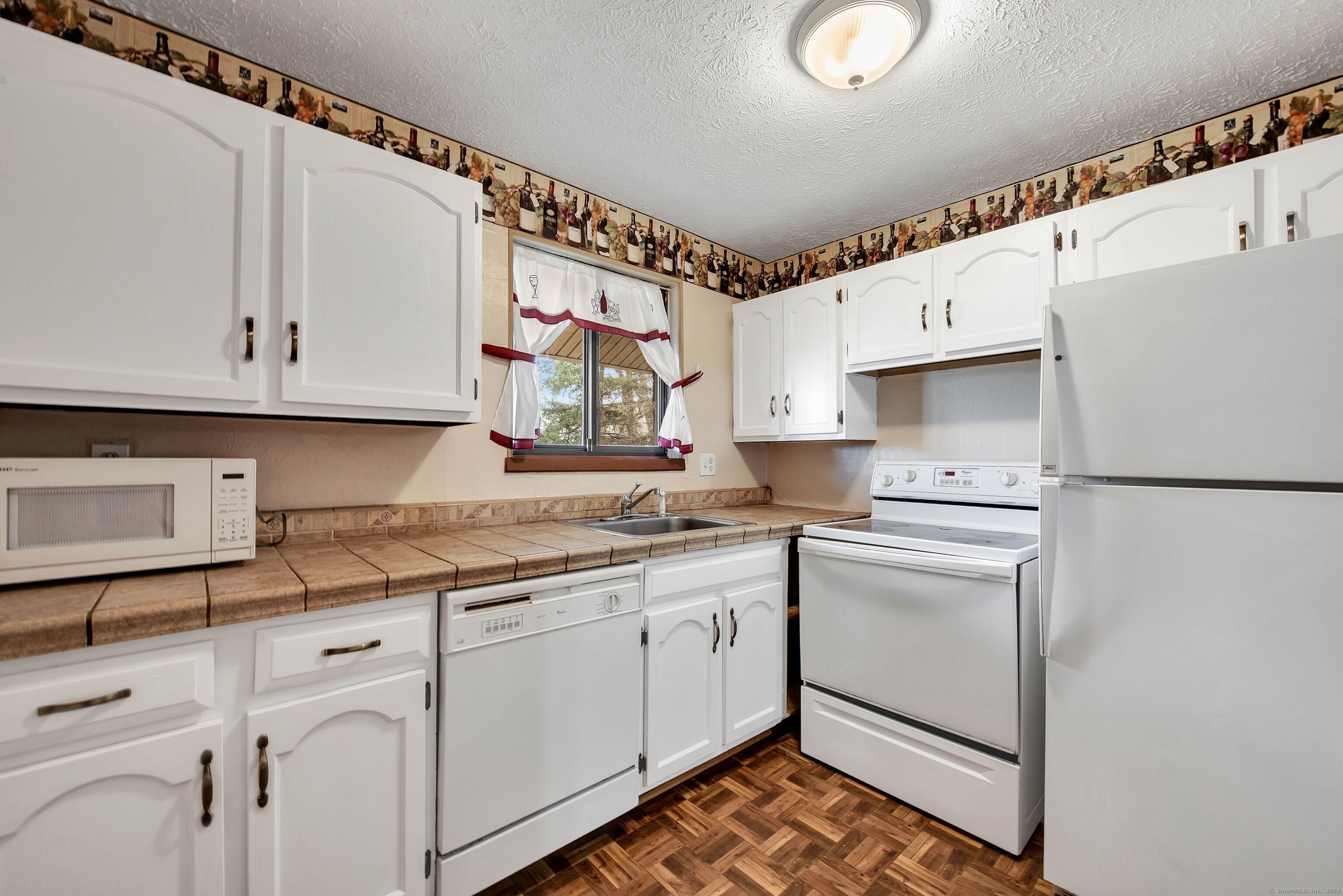 20 Amato Drive APT H