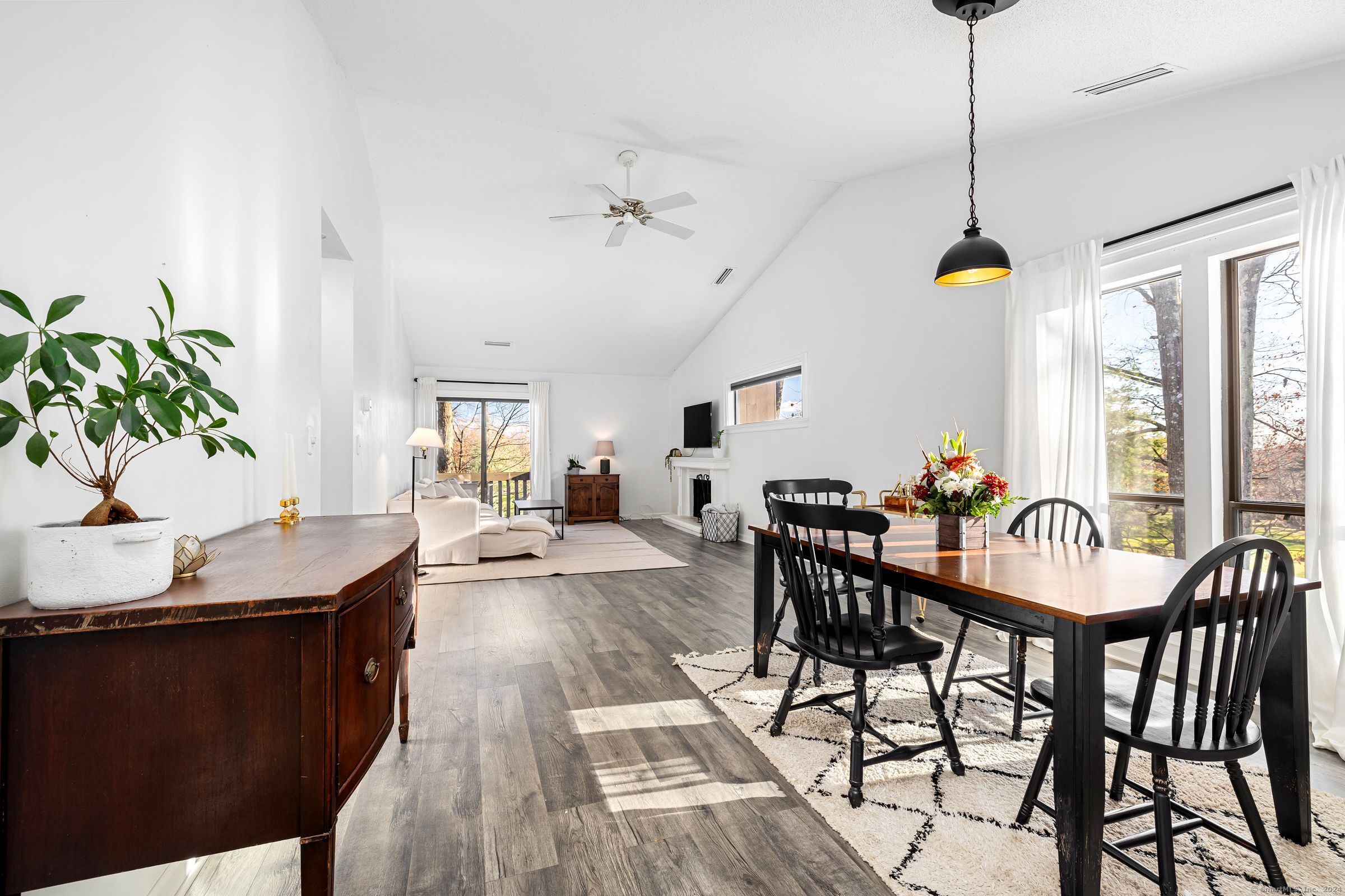 7 Cottonwood Drive 7