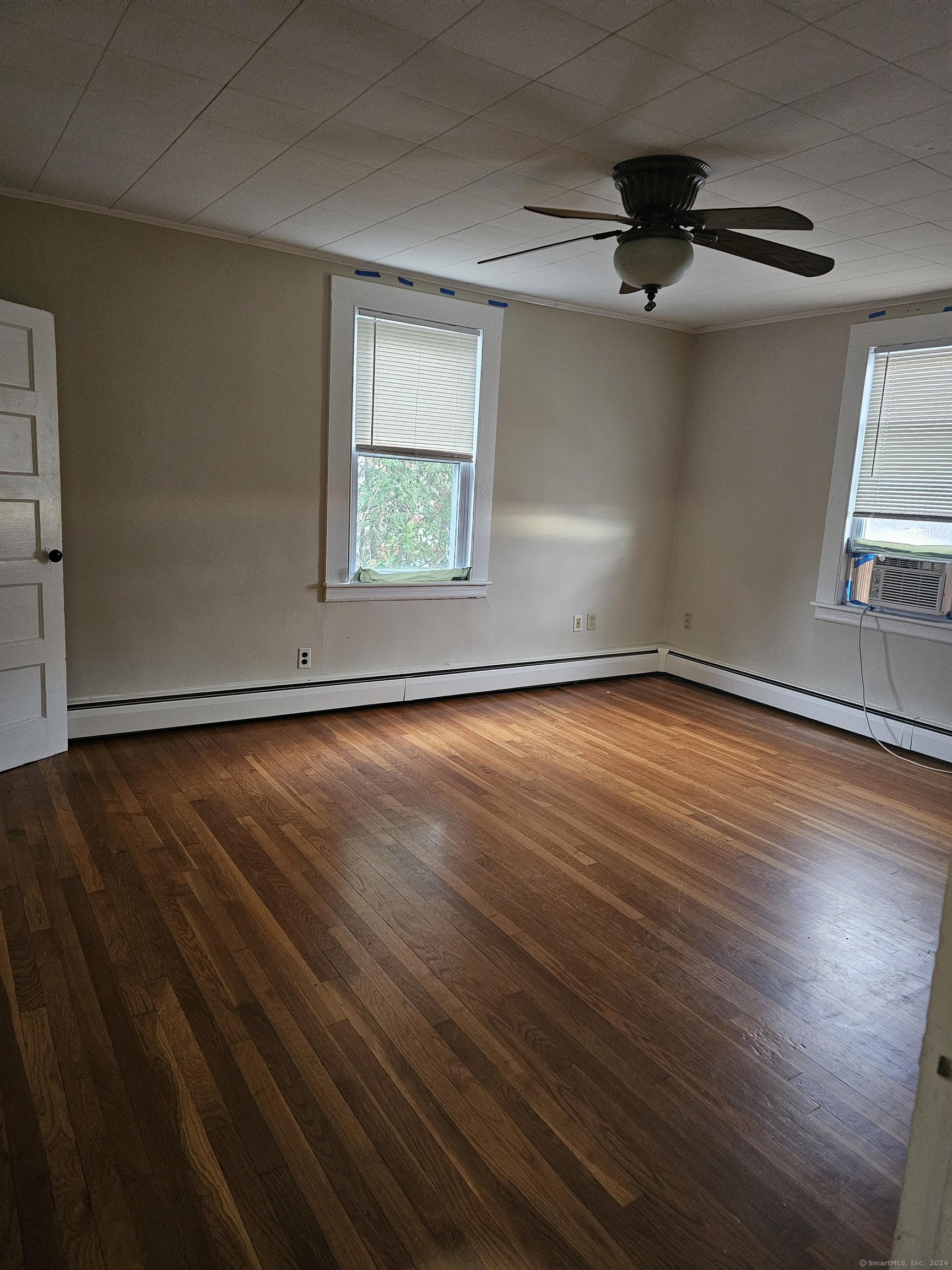 222 Clark Street 2nd floor
