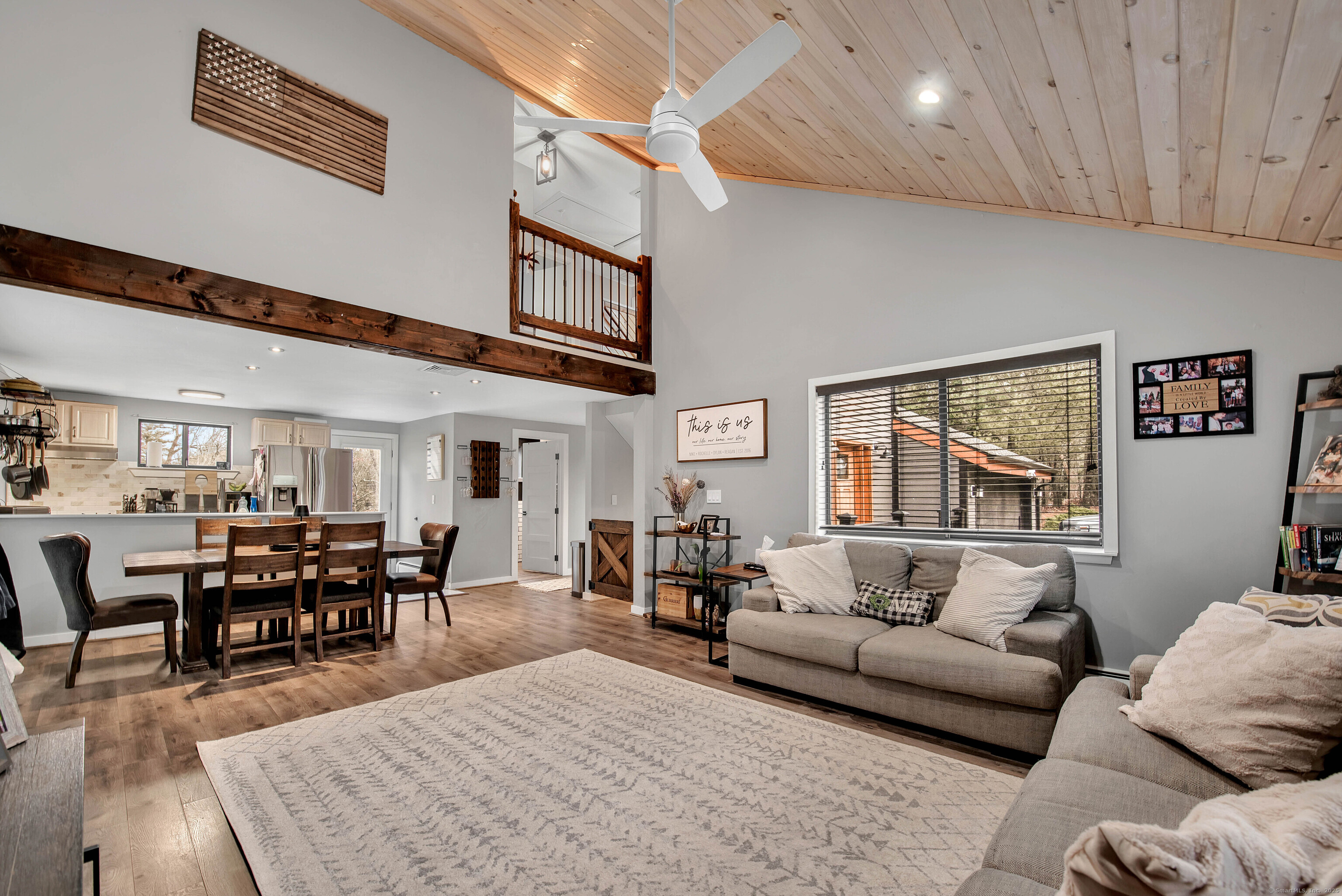 4 Fawnbrook Lane