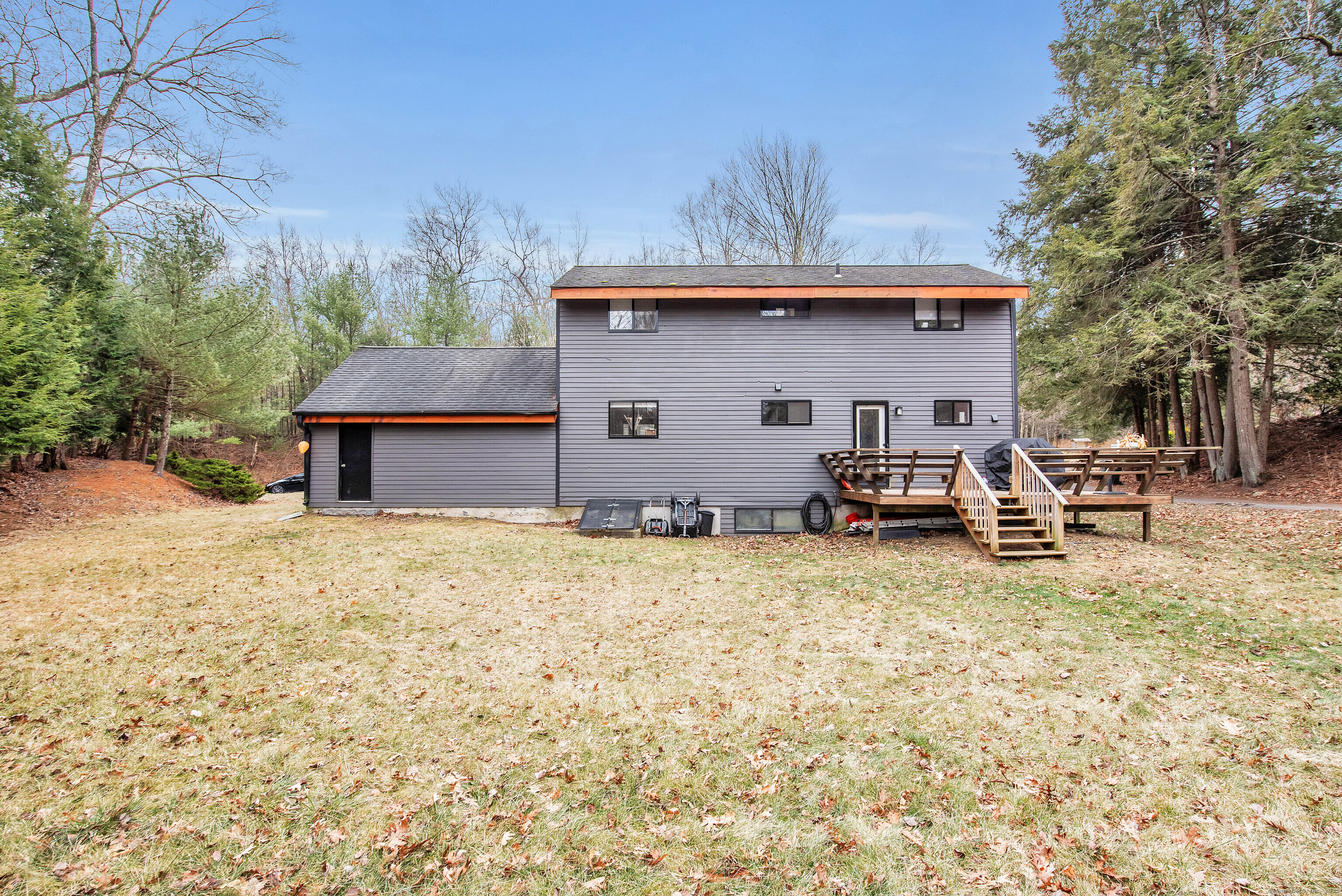 4 Fawnbrook Lane