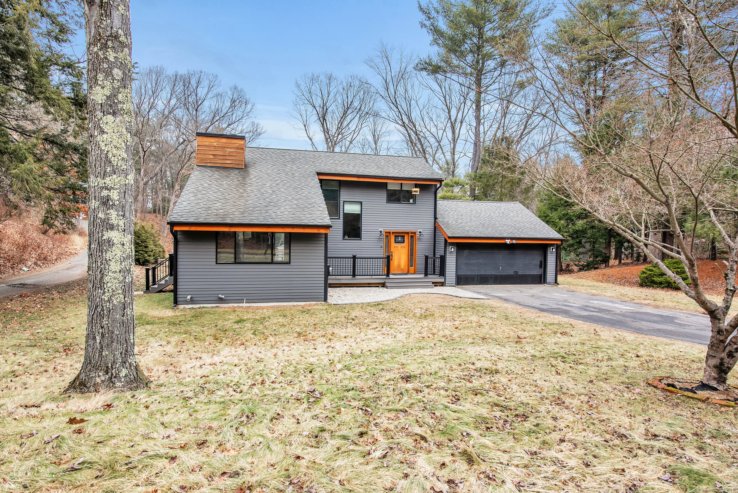 4 Fawnbrook Lane