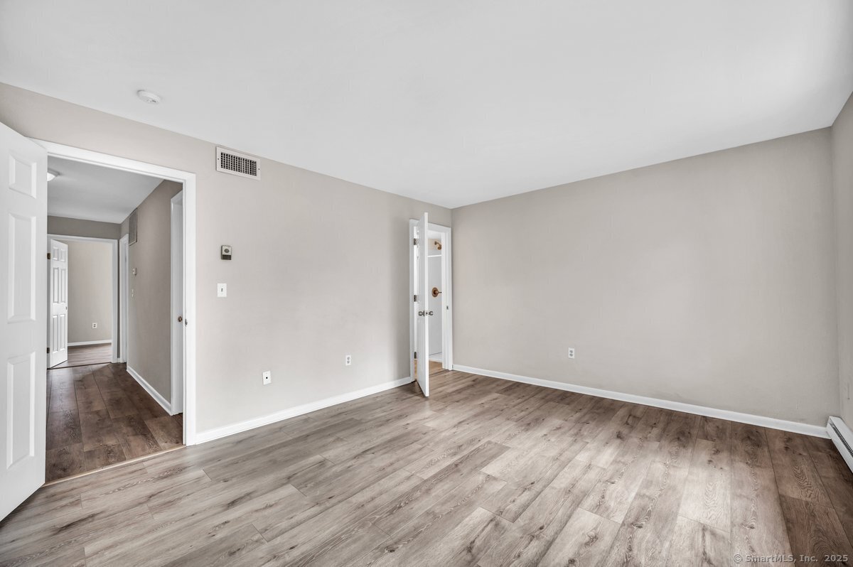 1 Willow Court 1